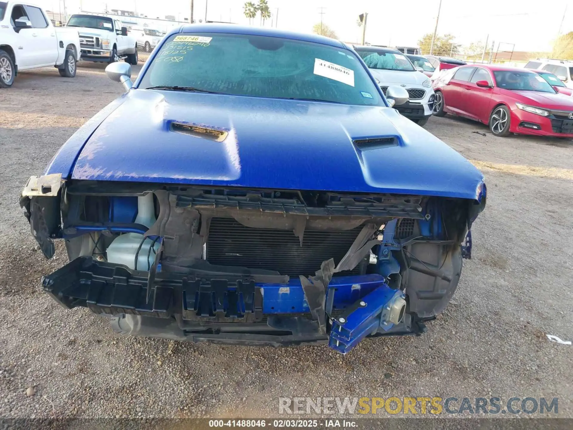 6 Photograph of a damaged car 2C3CDZAG5LH231515 DODGE CHALLENGER 2020