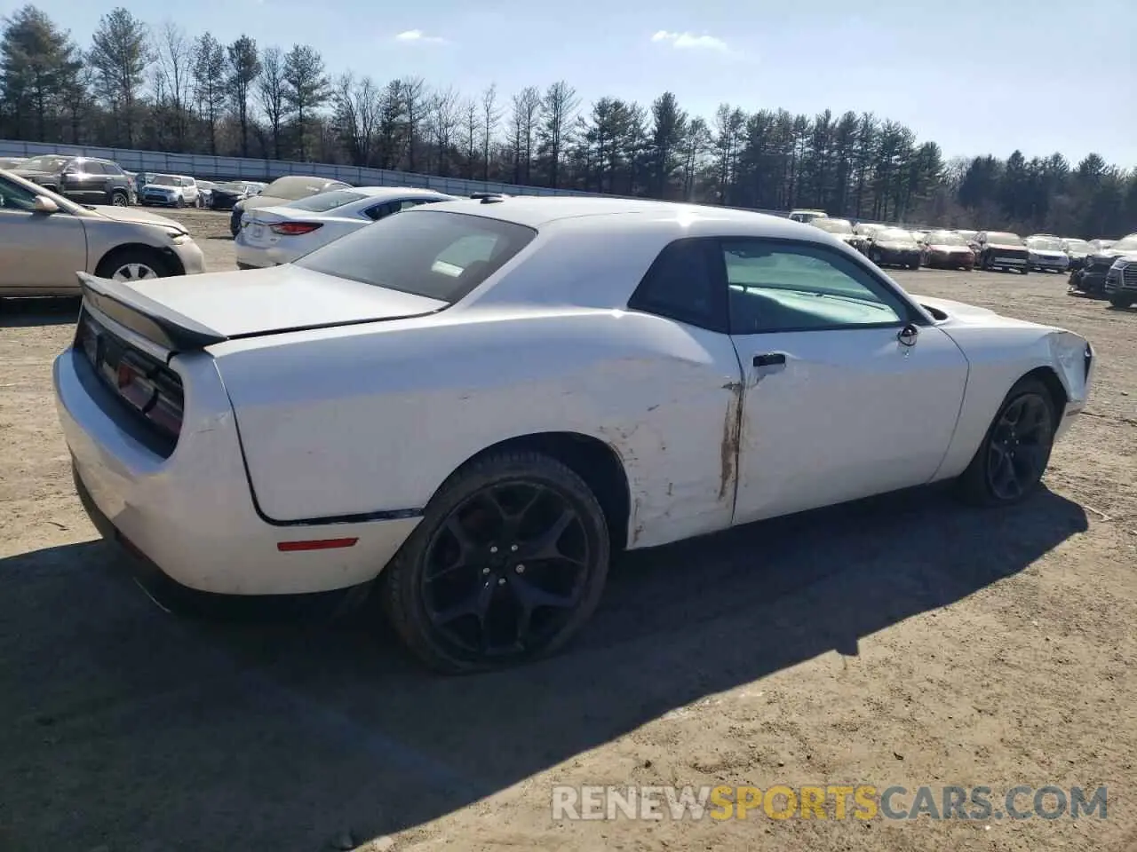 3 Photograph of a damaged car 2C3CDZAG5LH240375 DODGE CHALLENGER 2020