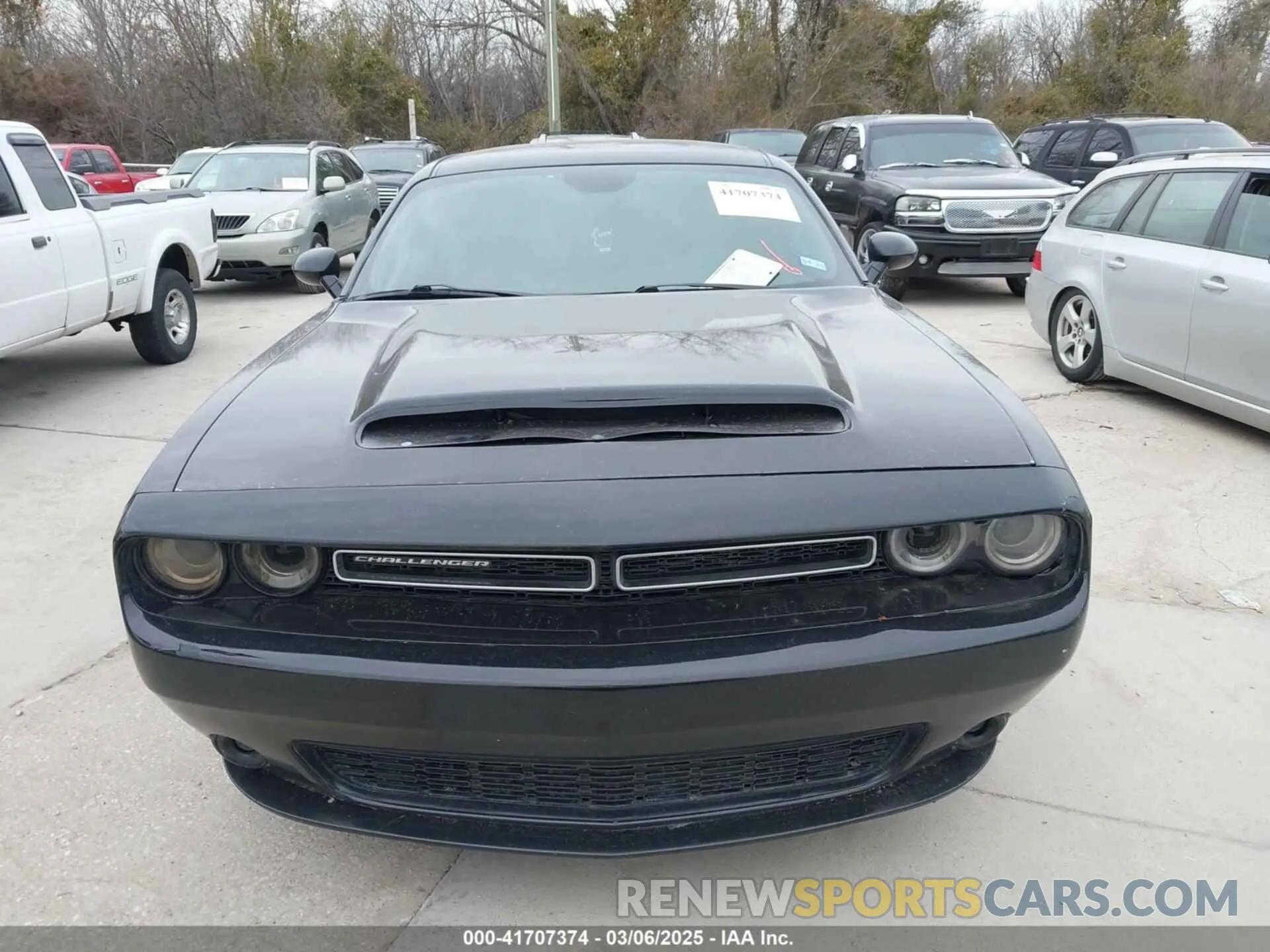 11 Photograph of a damaged car 2C3CDZAG6LH110024 DODGE CHALLENGER 2020