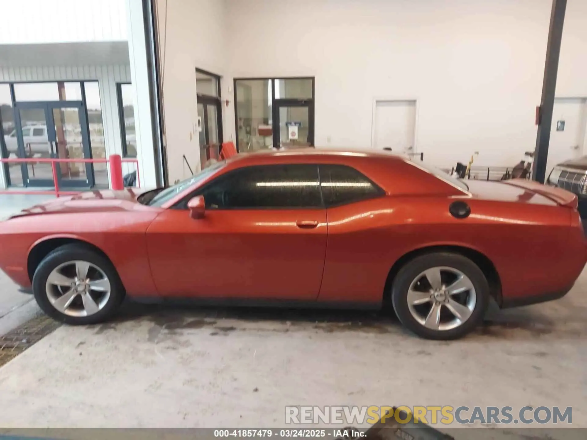 13 Photograph of a damaged car 2C3CDZAG6LH181644 DODGE CHALLENGER 2020