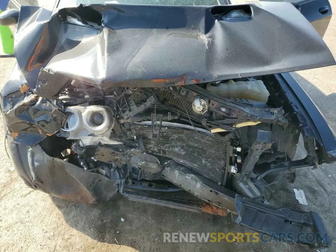 11 Photograph of a damaged car 2C3CDZAG6LH185290 DODGE CHALLENGER 2020