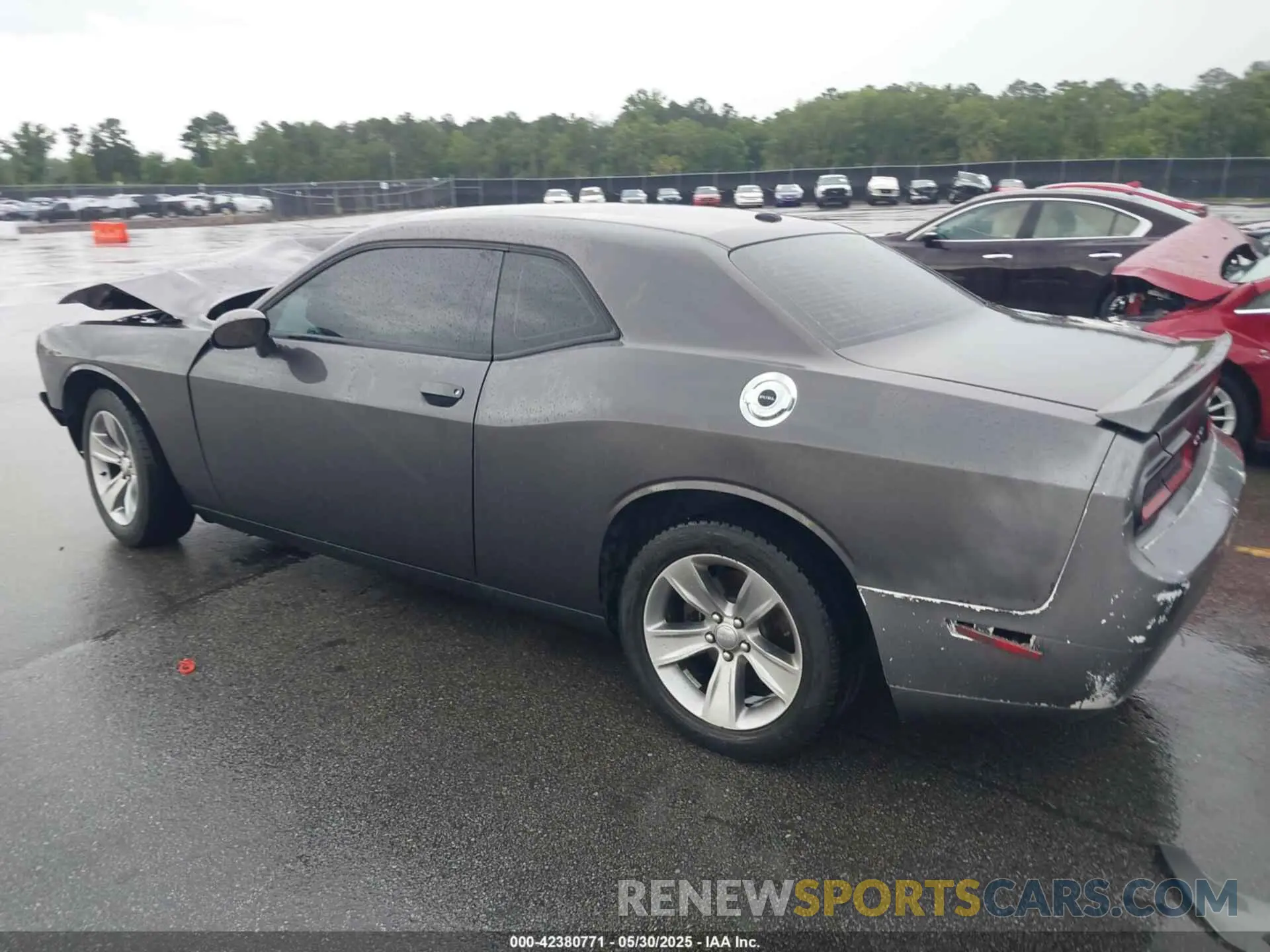 3 Photograph of a damaged car 2C3CDZAG7LH105513 DODGE CHALLENGER 2020
