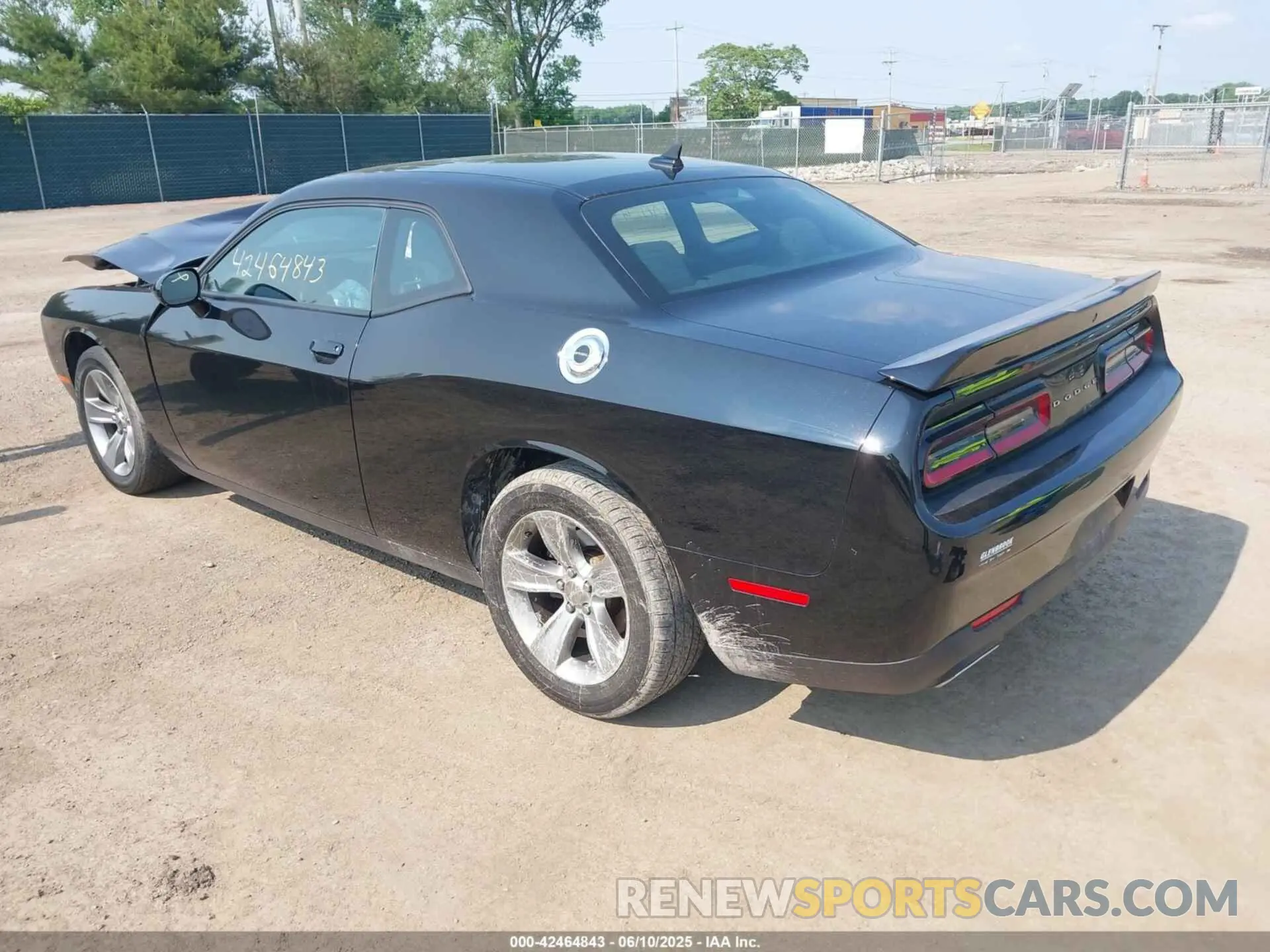 3 Photograph of a damaged car 2C3CDZAG7LH125020 DODGE CHALLENGER 2020