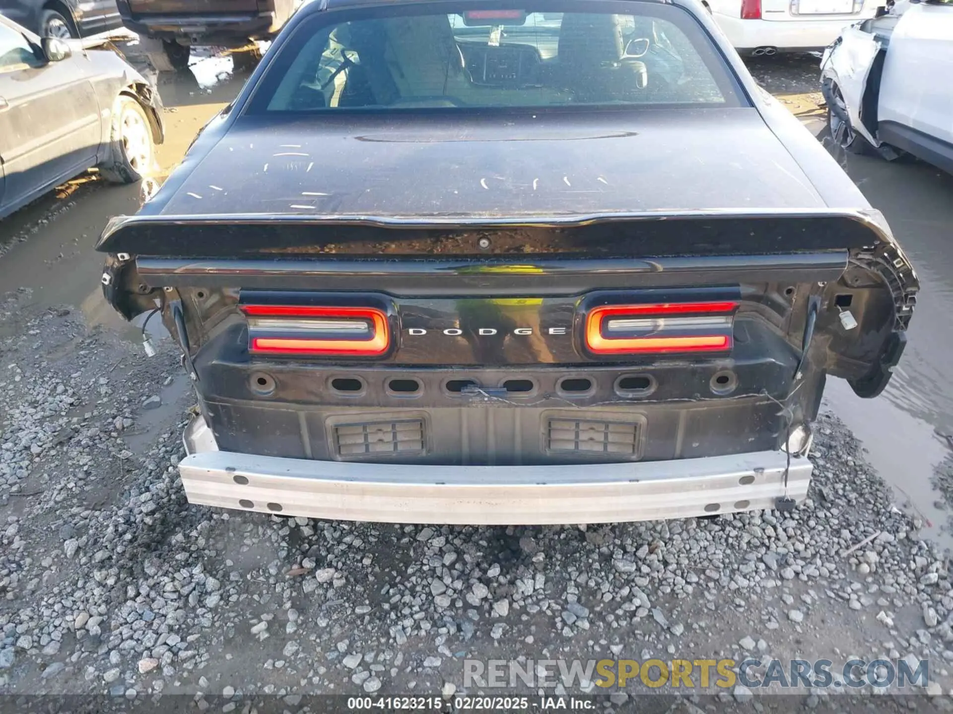 16 Photograph of a damaged car 2C3CDZAG7LH203330 DODGE CHALLENGER 2020