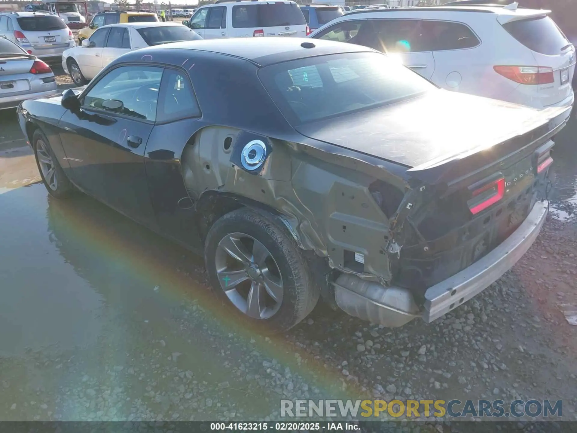 3 Photograph of a damaged car 2C3CDZAG7LH203330 DODGE CHALLENGER 2020