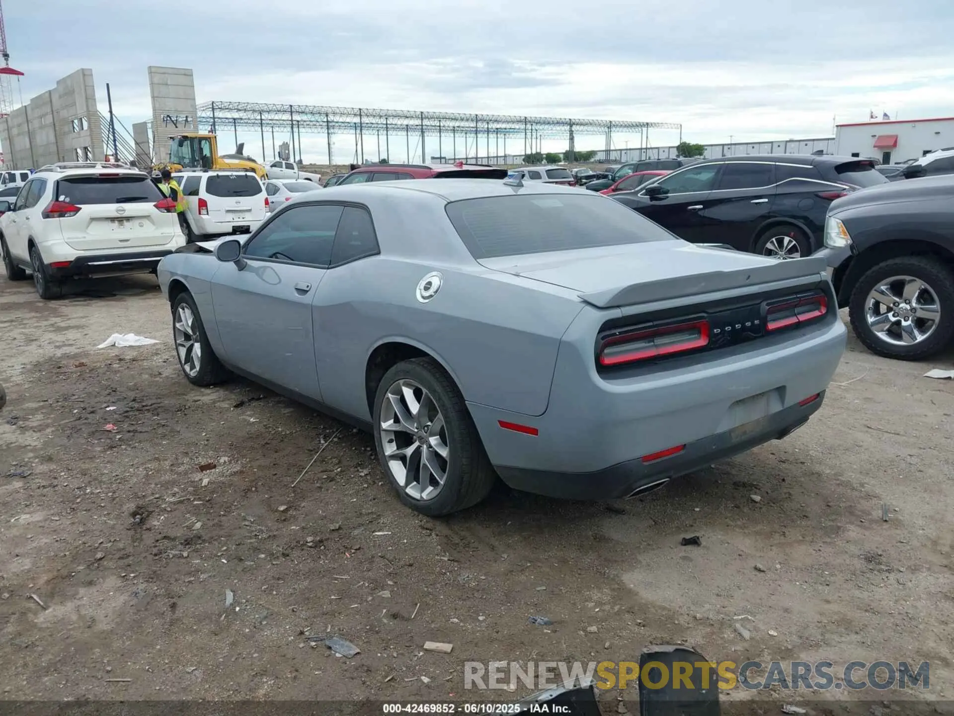 3 Photograph of a damaged car 2C3CDZAG8LH203773 DODGE CHALLENGER 2020