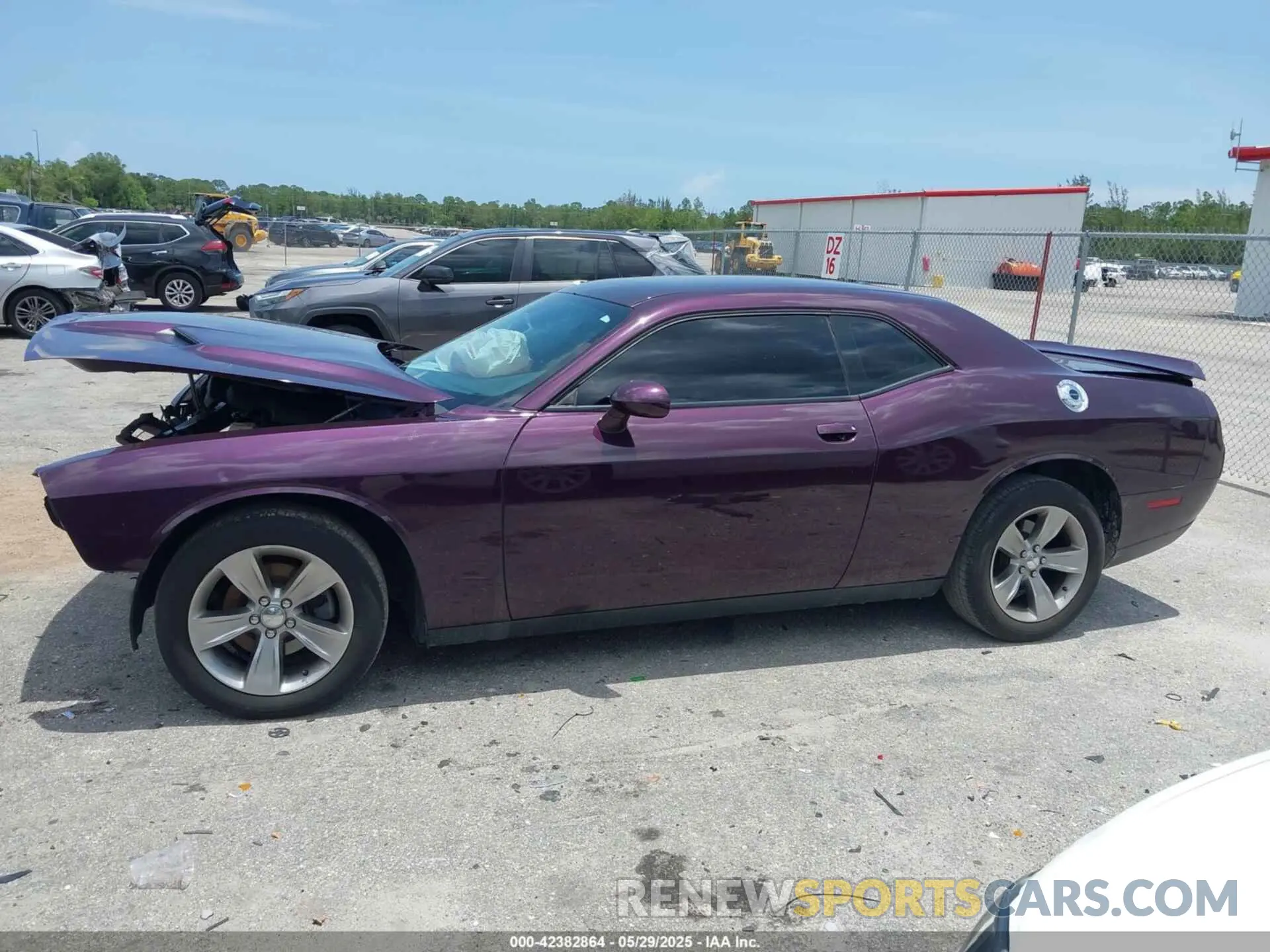 14 Photograph of a damaged car 2C3CDZAG8LH206818 DODGE CHALLENGER 2020