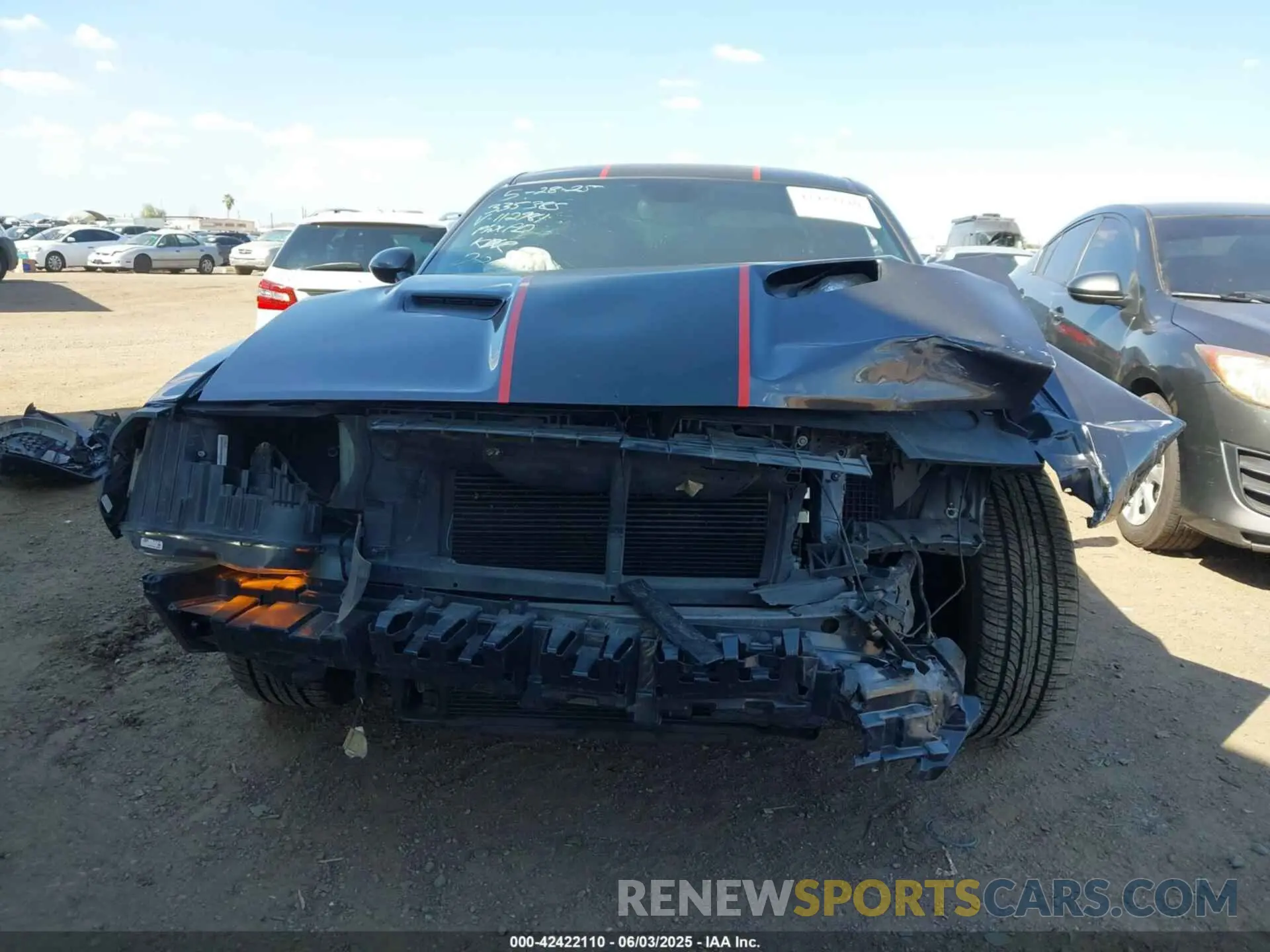 13 Photograph of a damaged car 2C3CDZAG9LH112981 DODGE CHALLENGER 2020