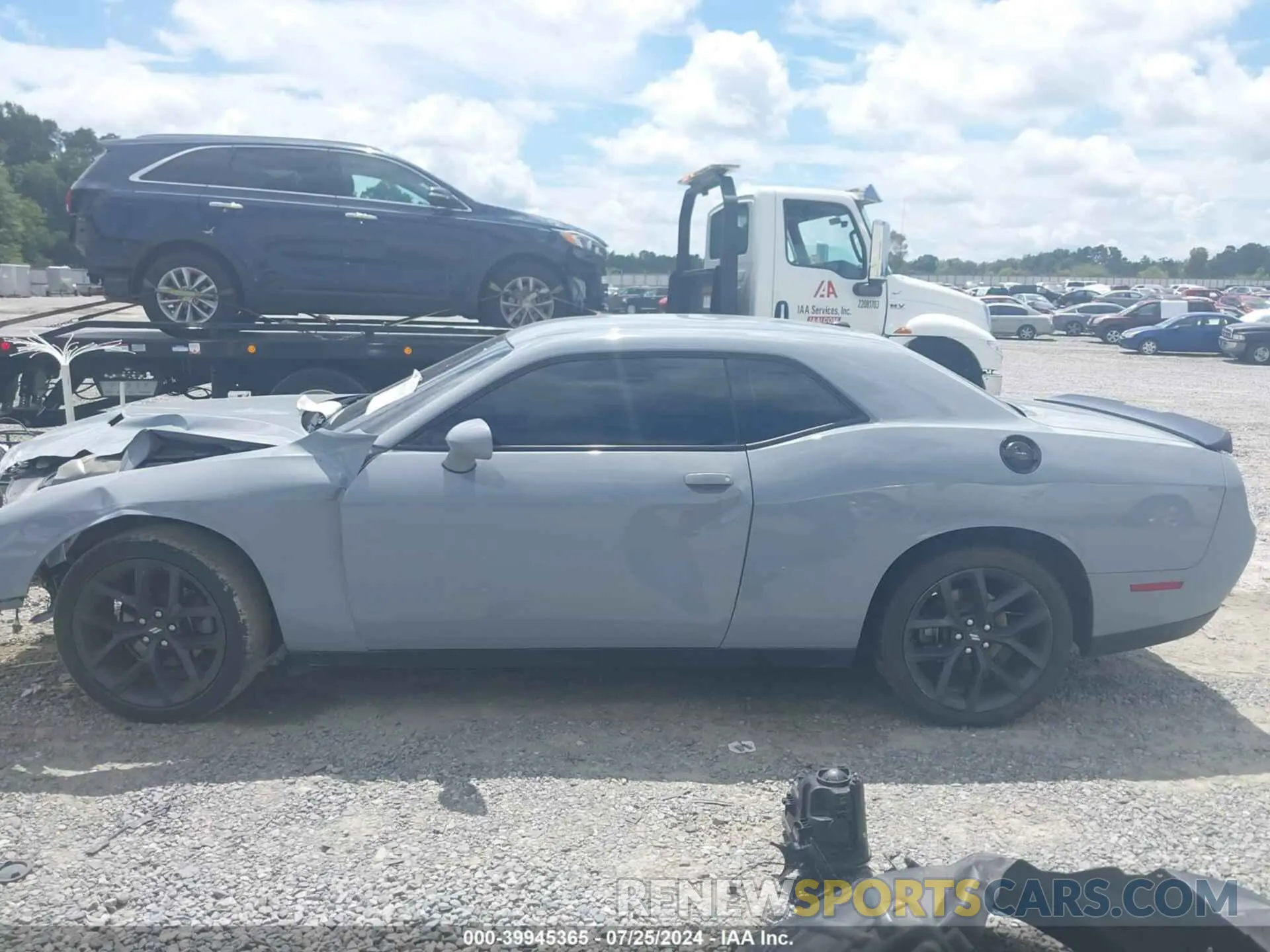 13 Photograph of a damaged car 2C3CDZAG9LH215222 DODGE CHALLENGER 2020