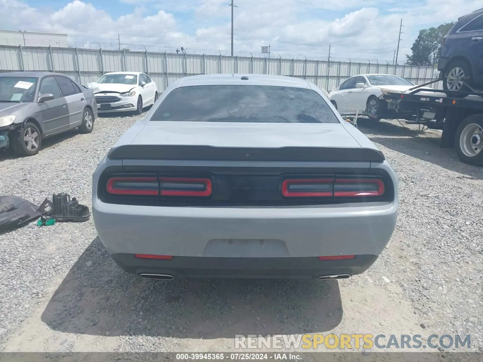 15 Photograph of a damaged car 2C3CDZAG9LH215222 DODGE CHALLENGER 2020