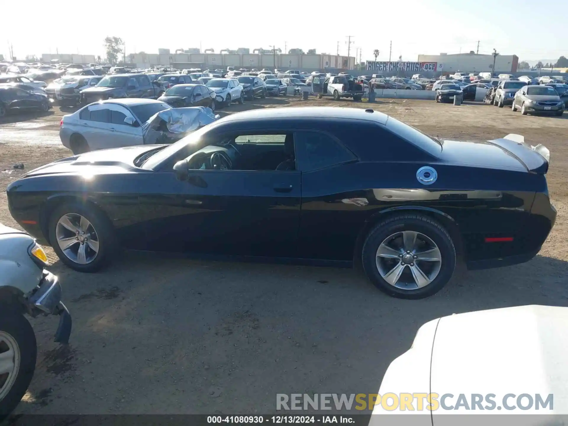 15 Photograph of a damaged car 2C3CDZAGXLH159789 DODGE CHALLENGER 2020