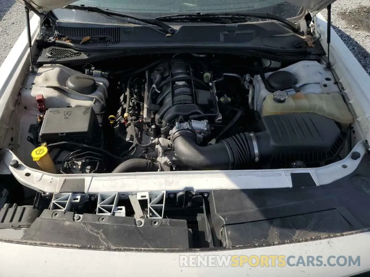 11 Photograph of a damaged car 2C3CDZBT1LH125235 DODGE CHALLENGER 2020