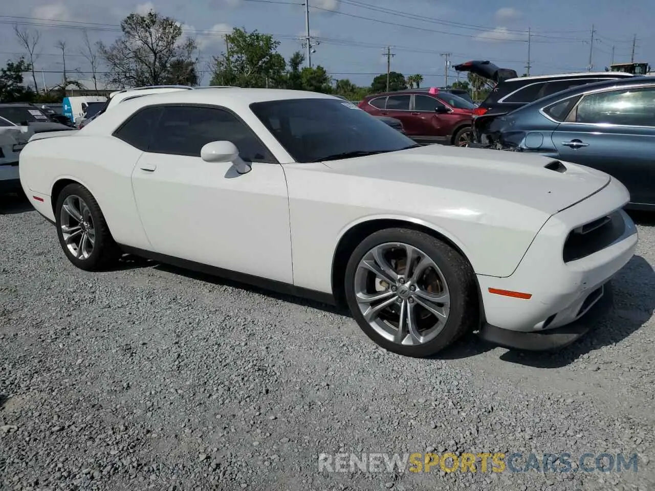 4 Photograph of a damaged car 2C3CDZBT1LH125235 DODGE CHALLENGER 2020