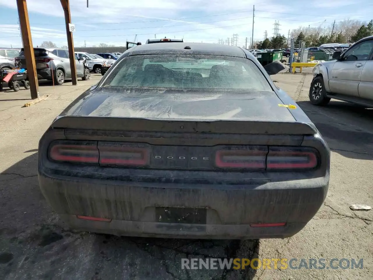 6 Photograph of a damaged car 2C3CDZBT2LH159491 DODGE CHALLENGER 2020