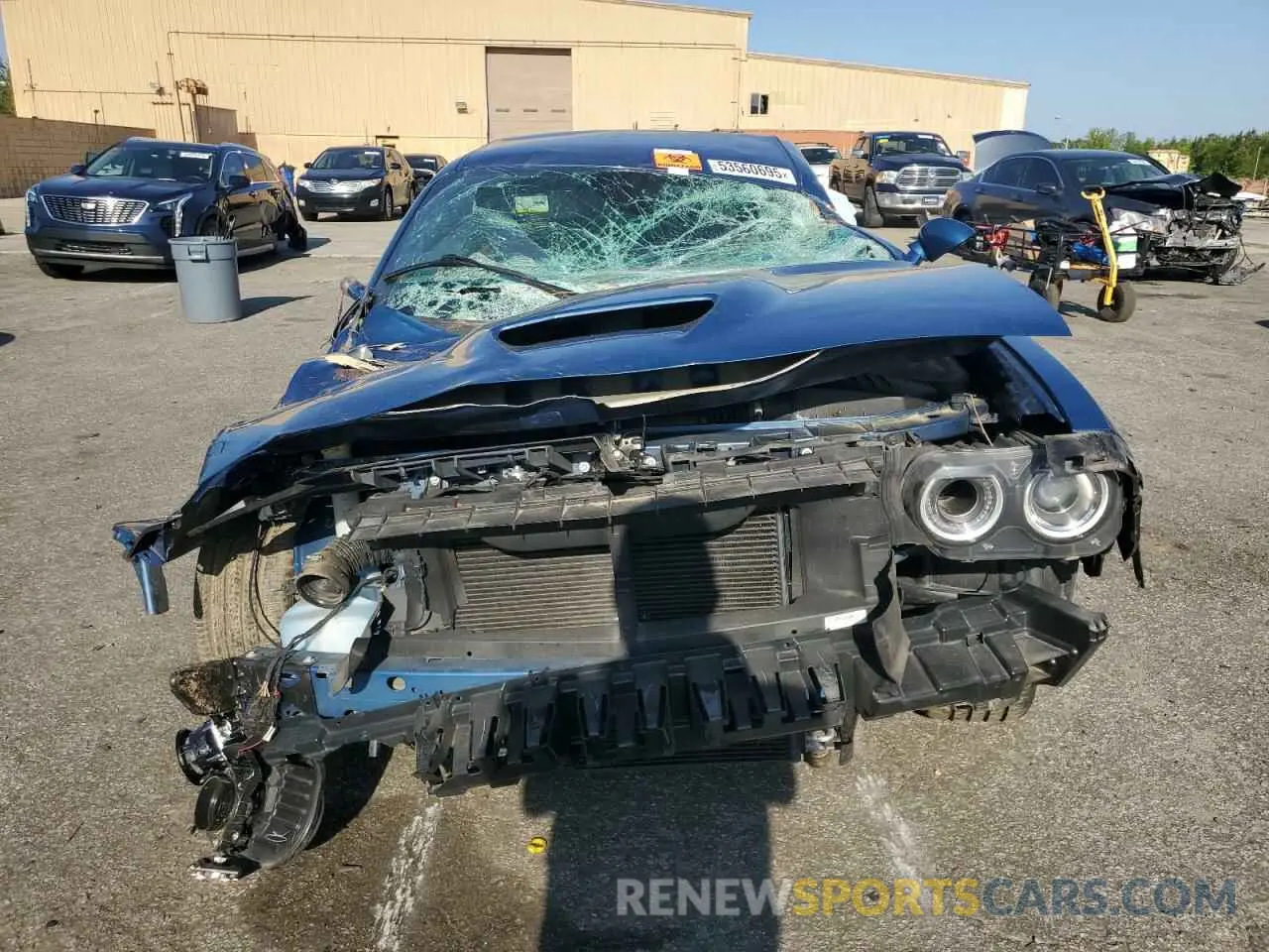 5 Photograph of a damaged car 2C3CDZBT2LH161726 DODGE CHALLENGER 2020