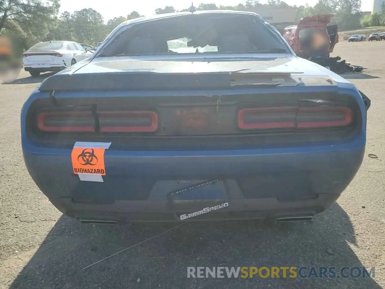 6 Photograph of a damaged car 2C3CDZBT2LH161726 DODGE CHALLENGER 2020