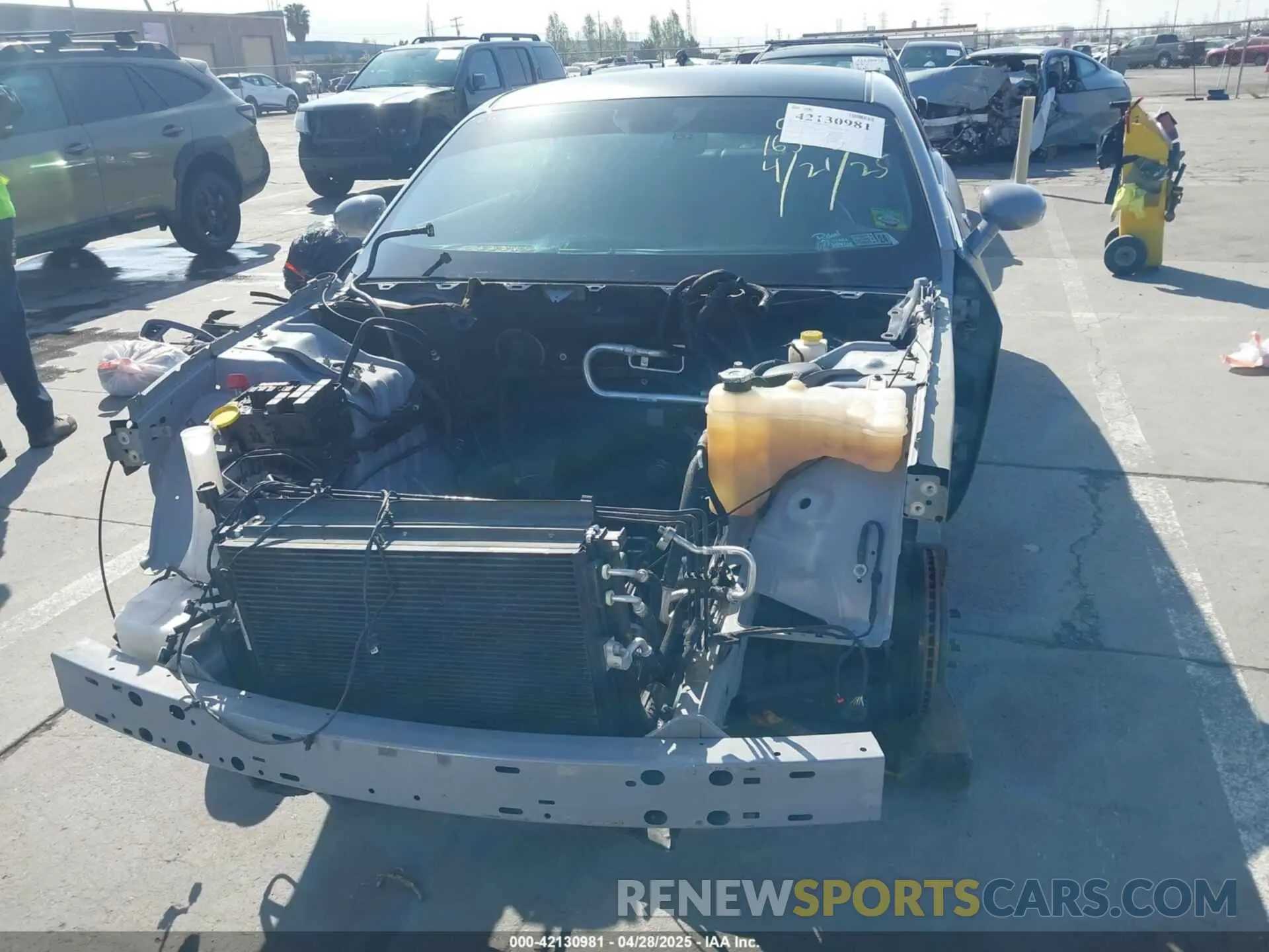 12 Photograph of a damaged car 2C3CDZBT2LH230933 DODGE CHALLENGER 2020