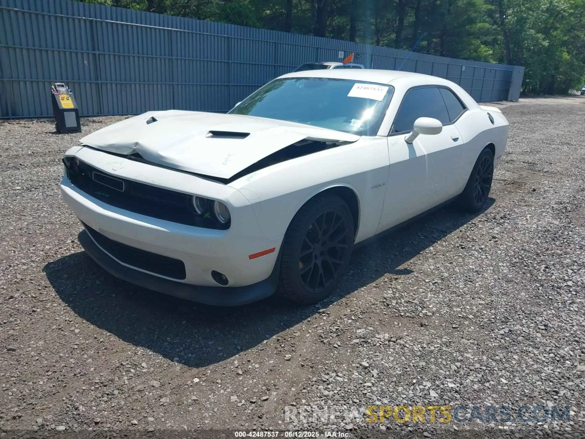 2 Photograph of a damaged car 2C3CDZBT3LH210254 DODGE CHALLENGER 2020