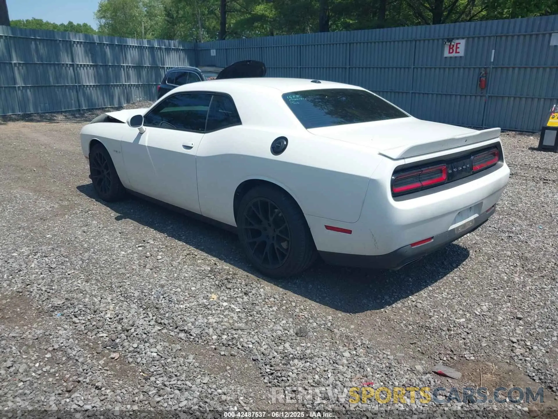 3 Photograph of a damaged car 2C3CDZBT3LH210254 DODGE CHALLENGER 2020