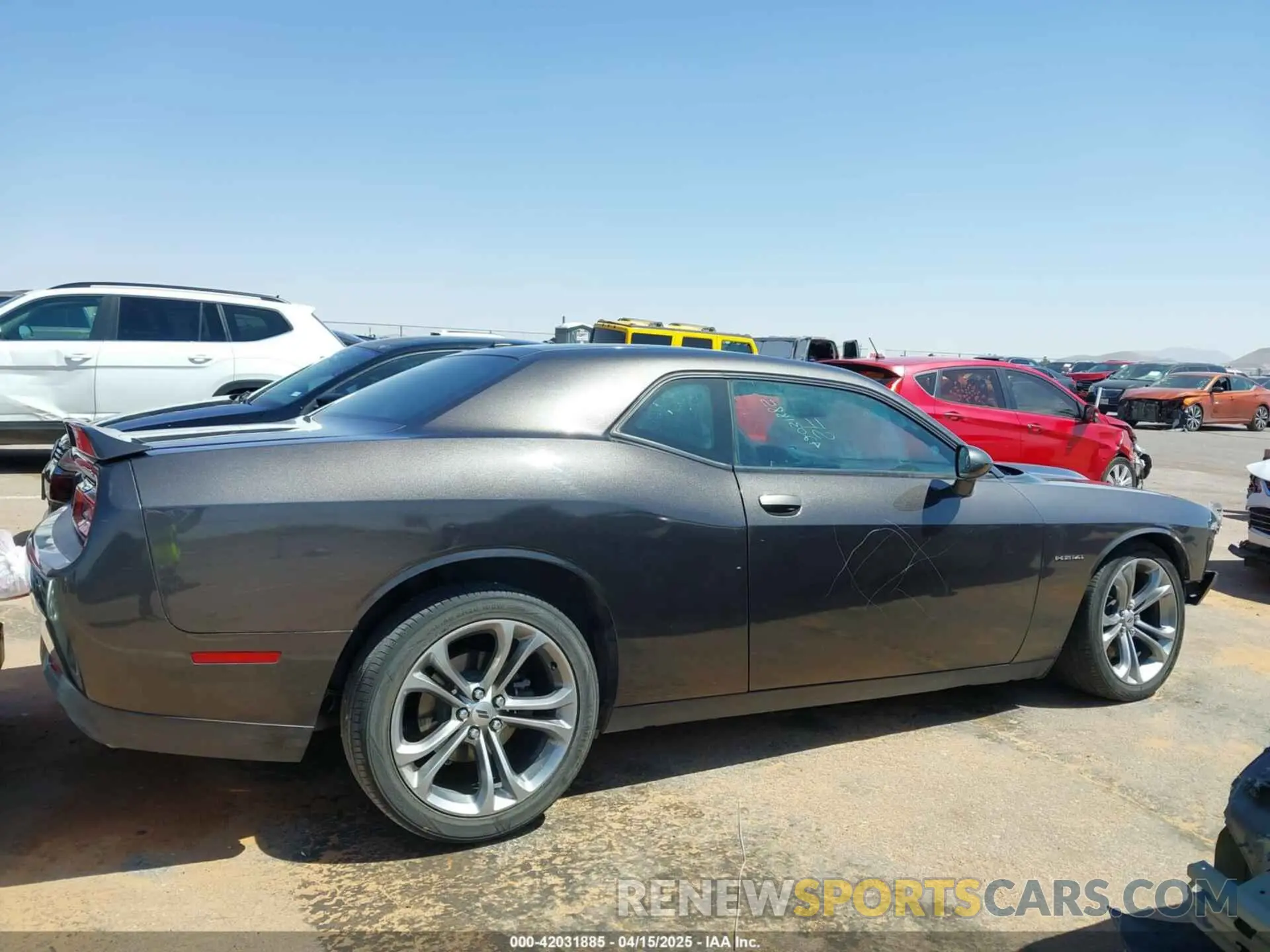 13 Photograph of a damaged car 2C3CDZBT4LH118375 DODGE CHALLENGER 2020