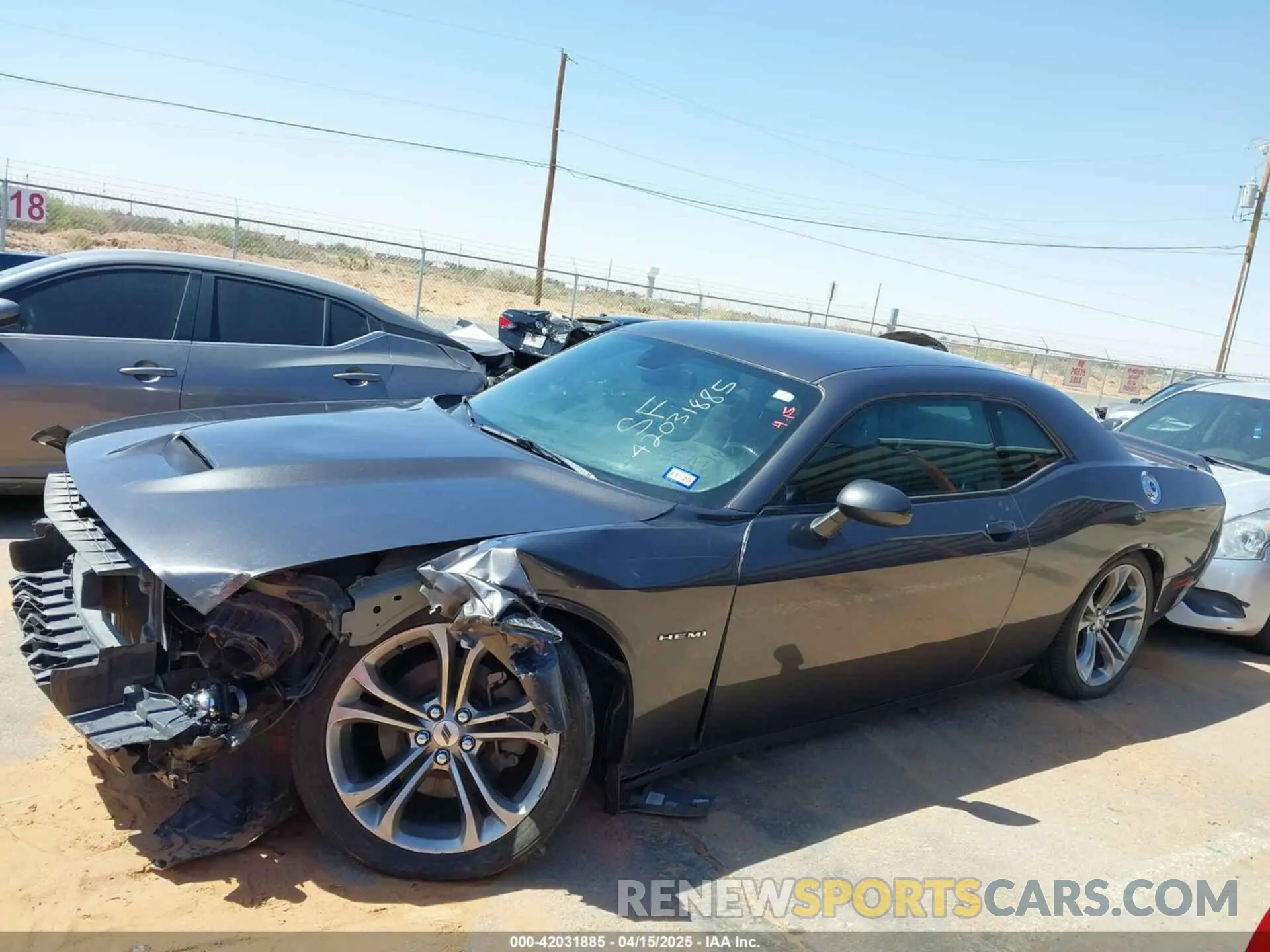 14 Photograph of a damaged car 2C3CDZBT4LH118375 DODGE CHALLENGER 2020