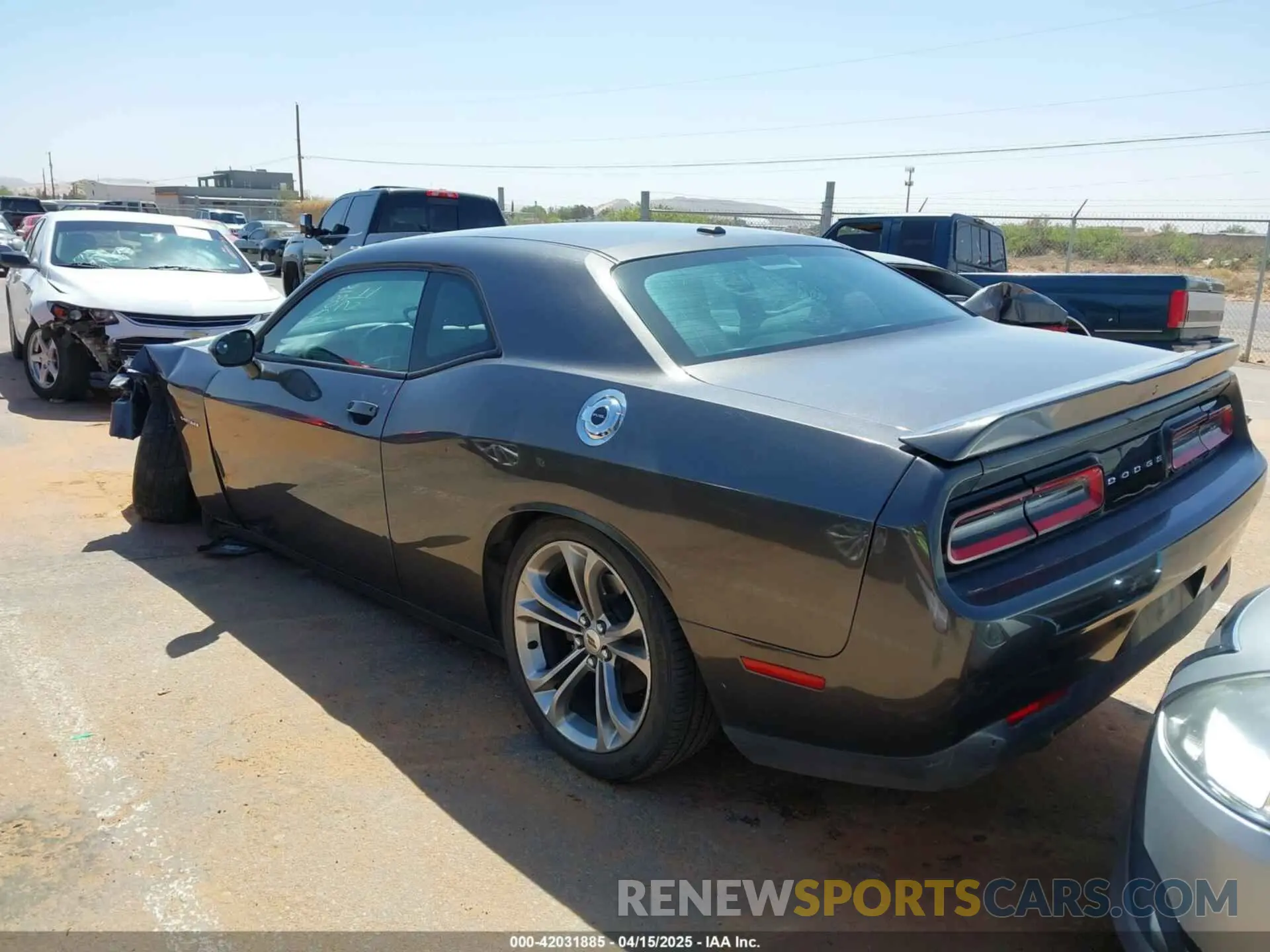 3 Photograph of a damaged car 2C3CDZBT4LH118375 DODGE CHALLENGER 2020
