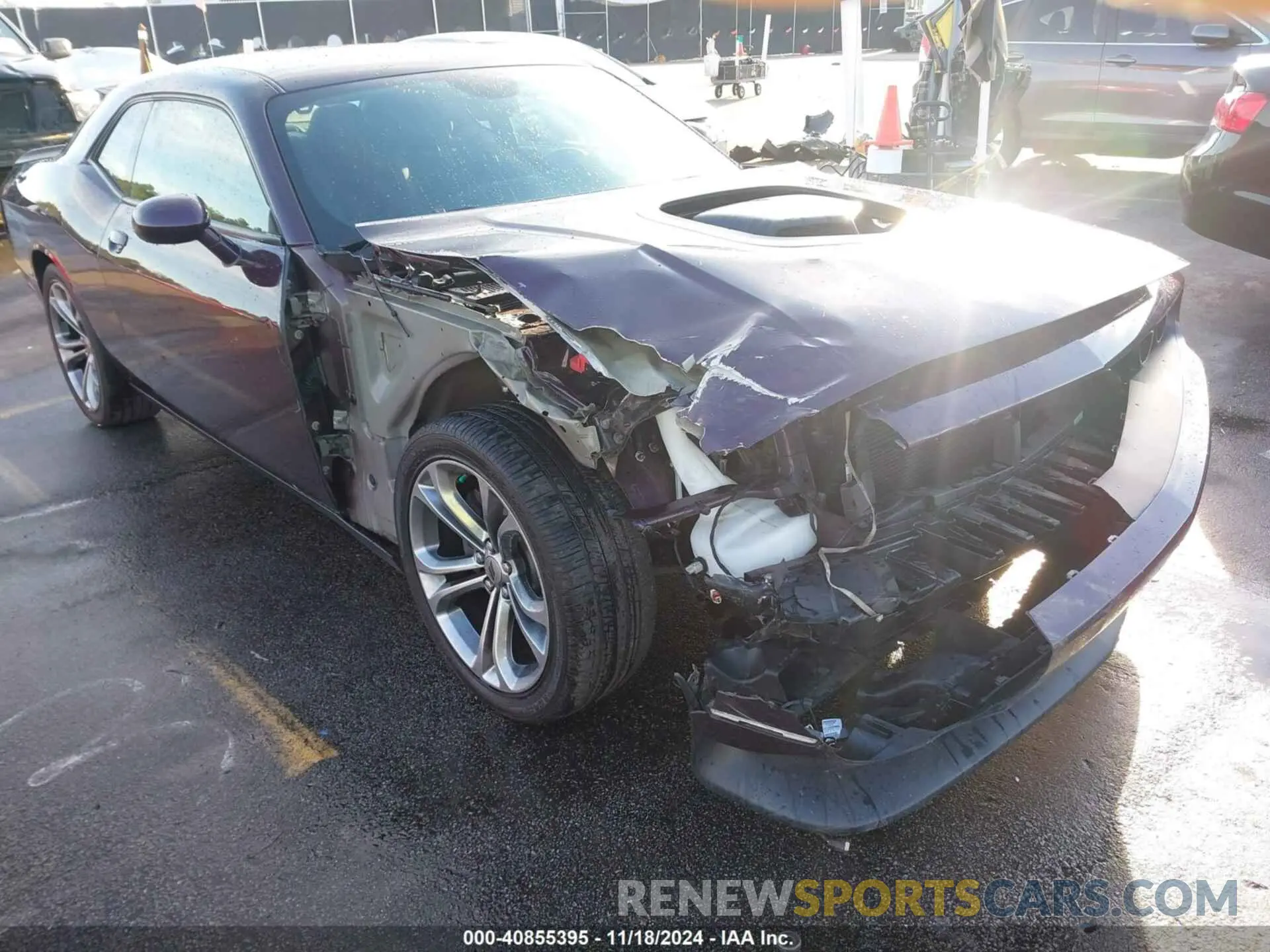 6 Photograph of a damaged car 2C3CDZBT4LH236619 DODGE CHALLENGER 2020