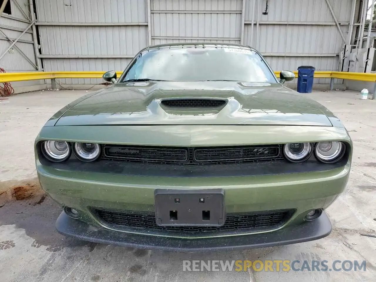 5 Photograph of a damaged car 2C3CDZBT5LH174292 DODGE CHALLENGER 2020