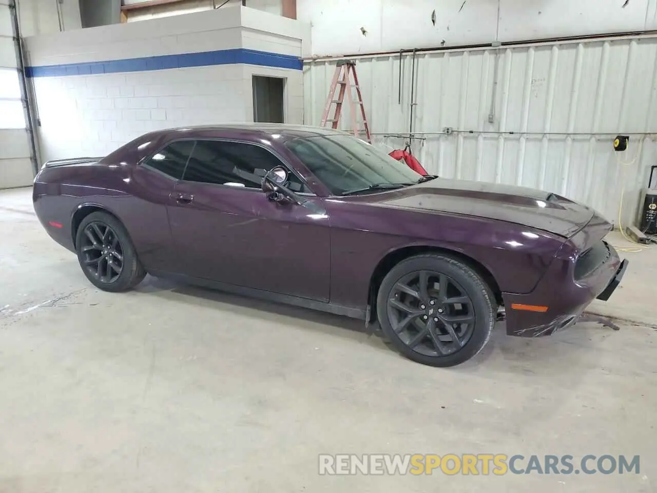 4 Photograph of a damaged car 2C3CDZBT5LH189780 DODGE CHALLENGER 2020