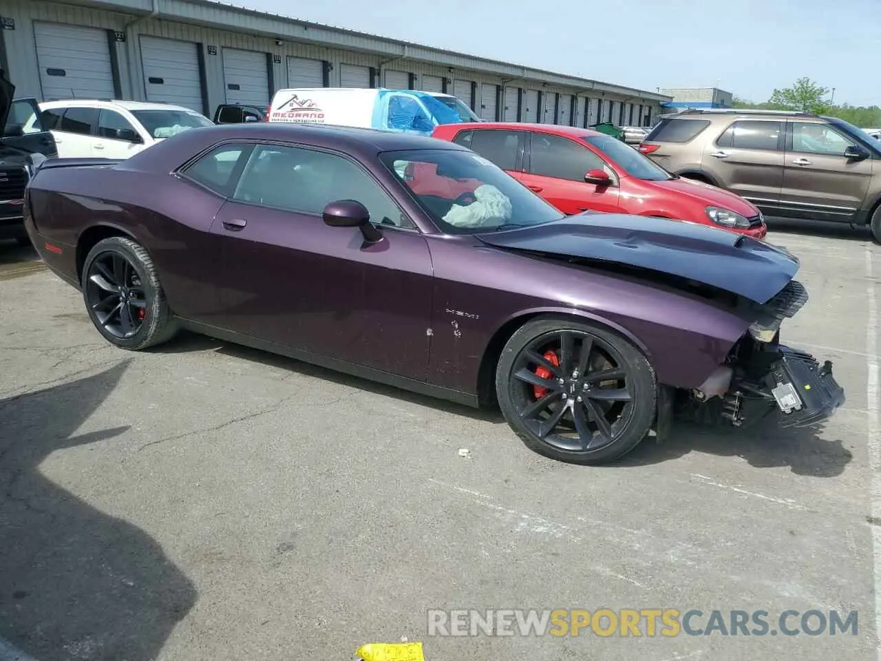 4 Photograph of a damaged car 2C3CDZBT5LH191612 DODGE CHALLENGER 2020