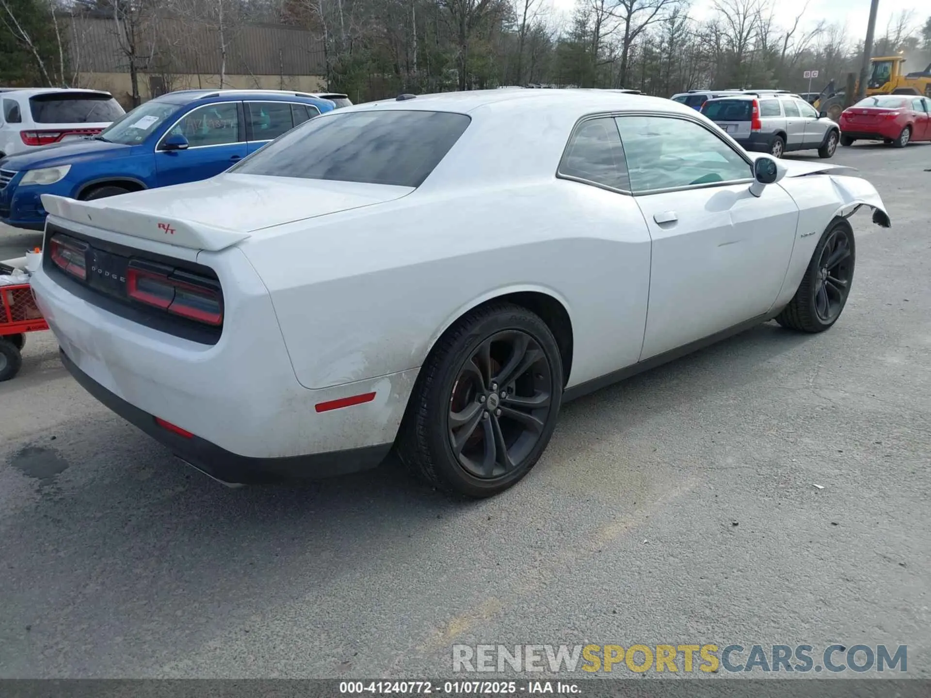4 Photograph of a damaged car 2C3CDZBT7LH139043 DODGE CHALLENGER 2020