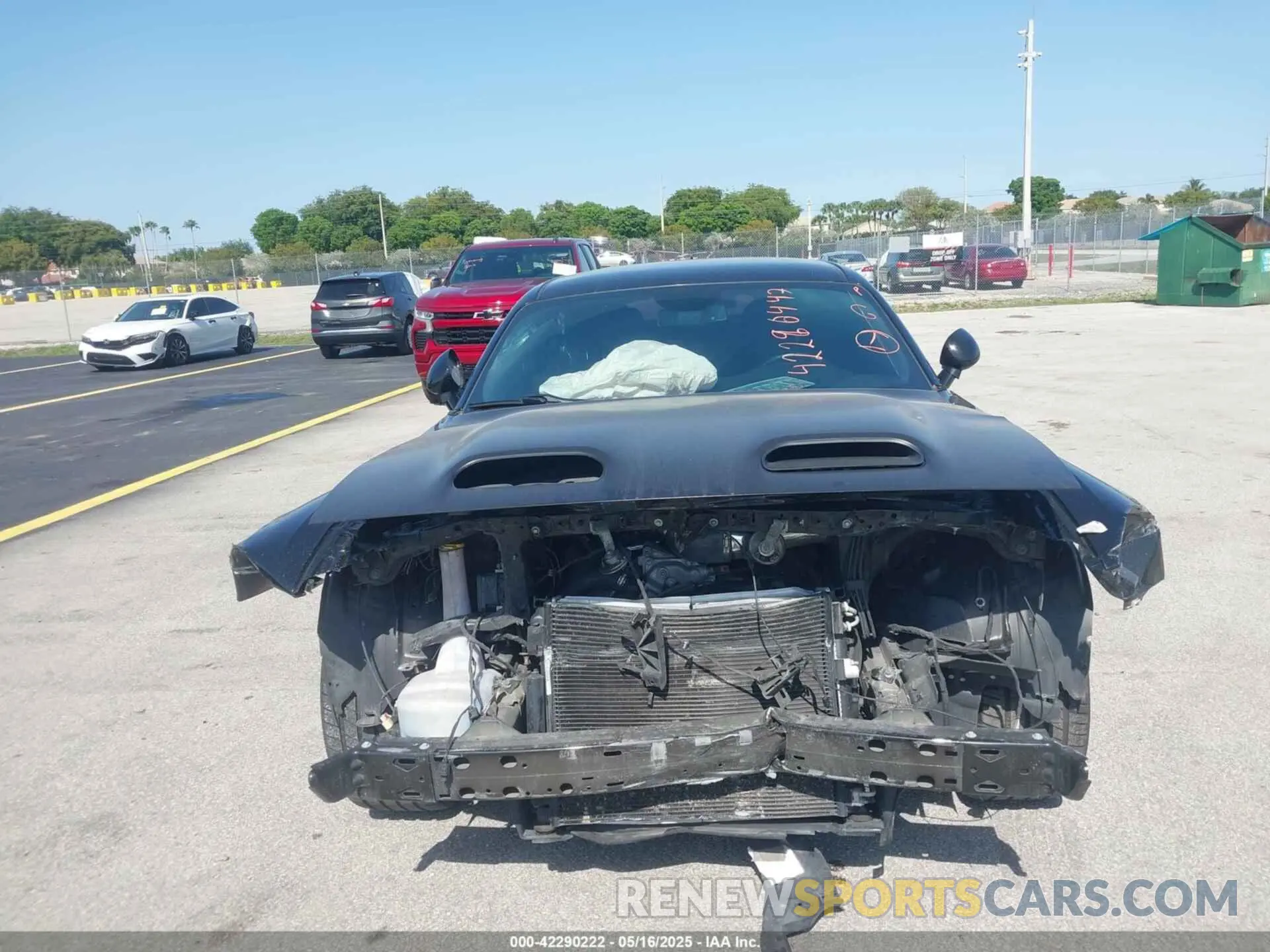 12 Photograph of a damaged car 2C3CDZBT7LH142752 DODGE CHALLENGER 2020