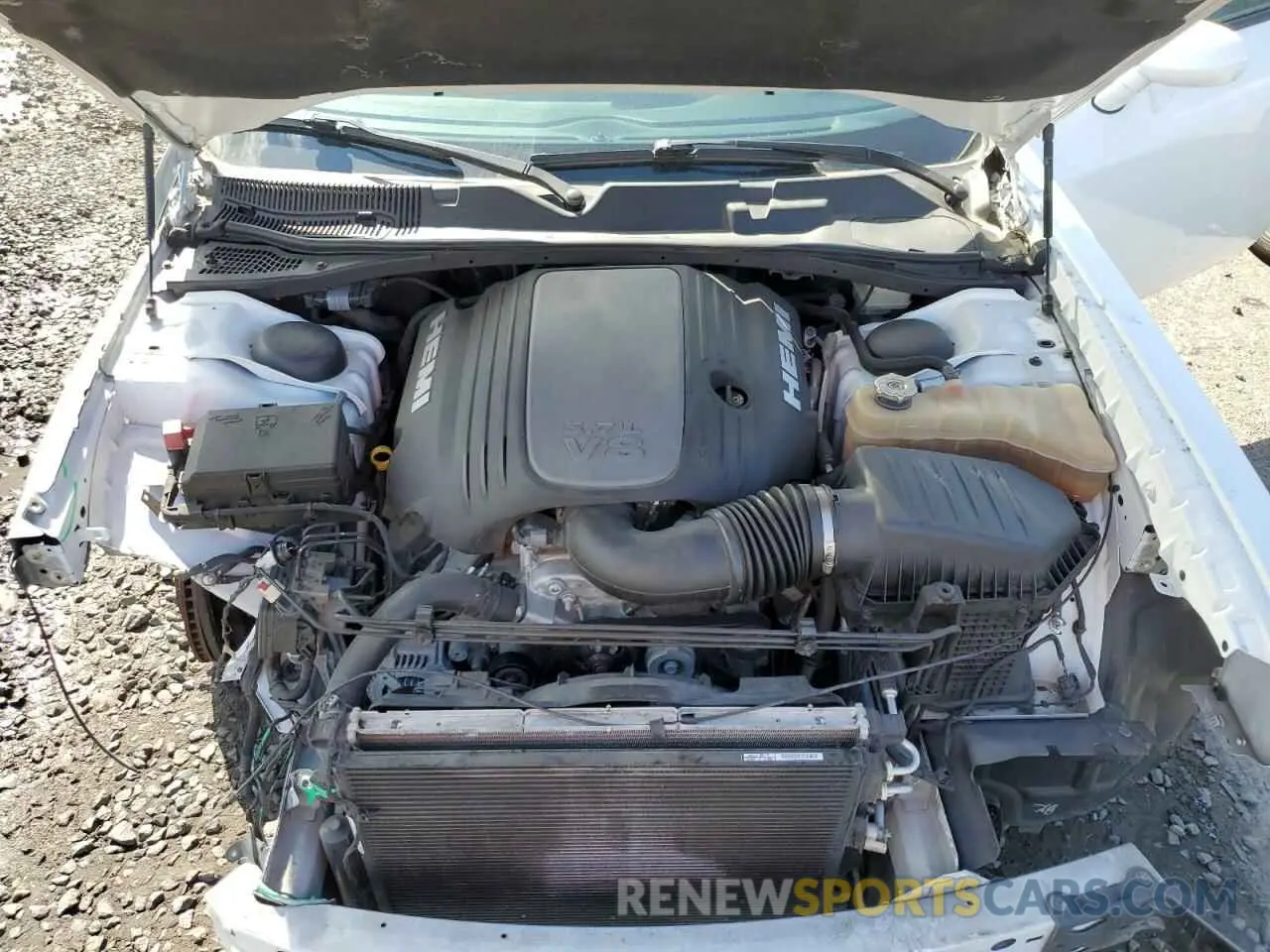 11 Photograph of a damaged car 2C3CDZBT8LH125152 DODGE CHALLENGER 2020