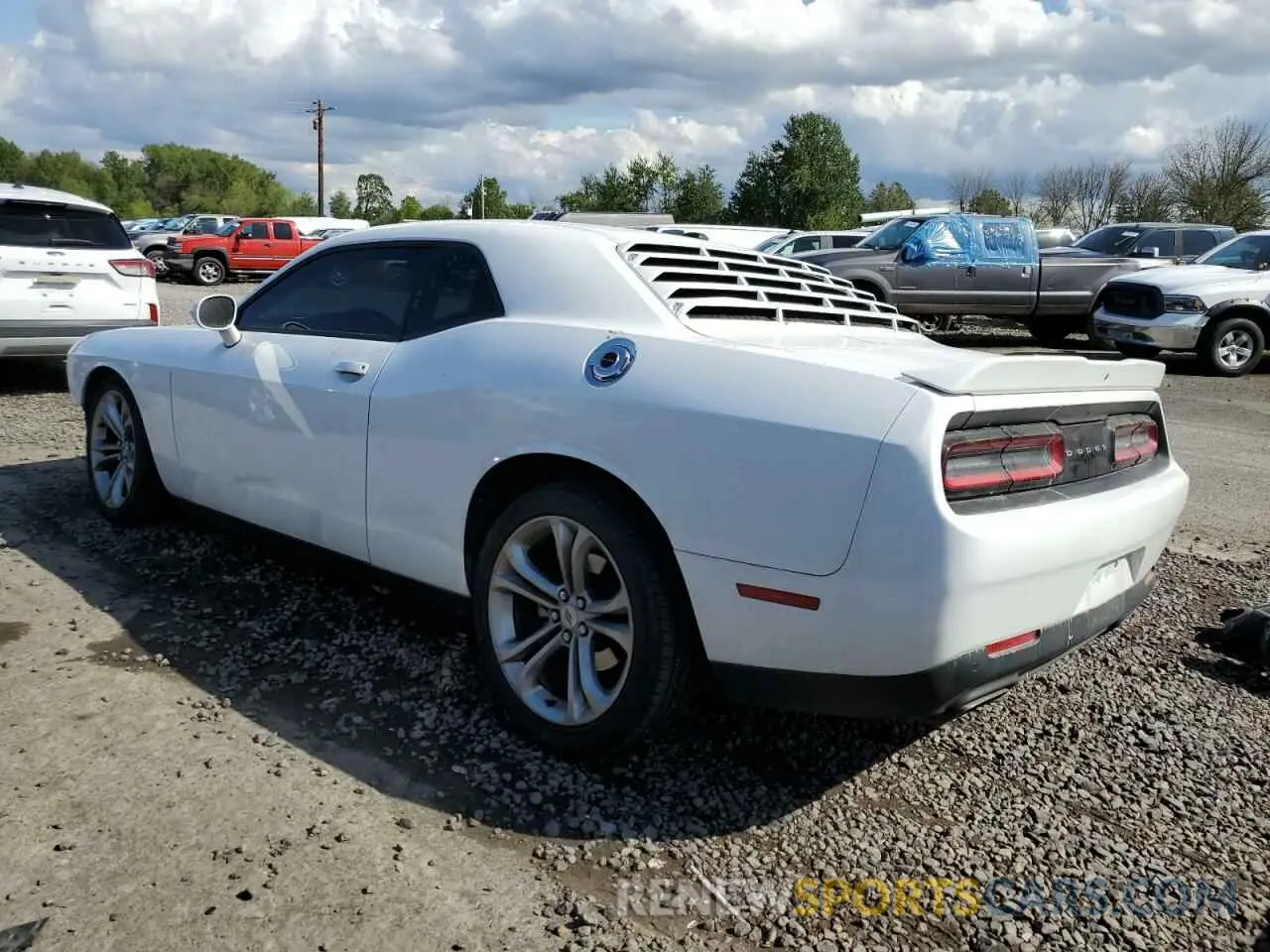 2 Photograph of a damaged car 2C3CDZBT8LH125152 DODGE CHALLENGER 2020