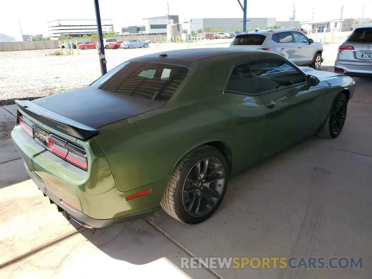 3 Photograph of a damaged car 2C3CDZBTXLH236513 DODGE CHALLENGER 2020