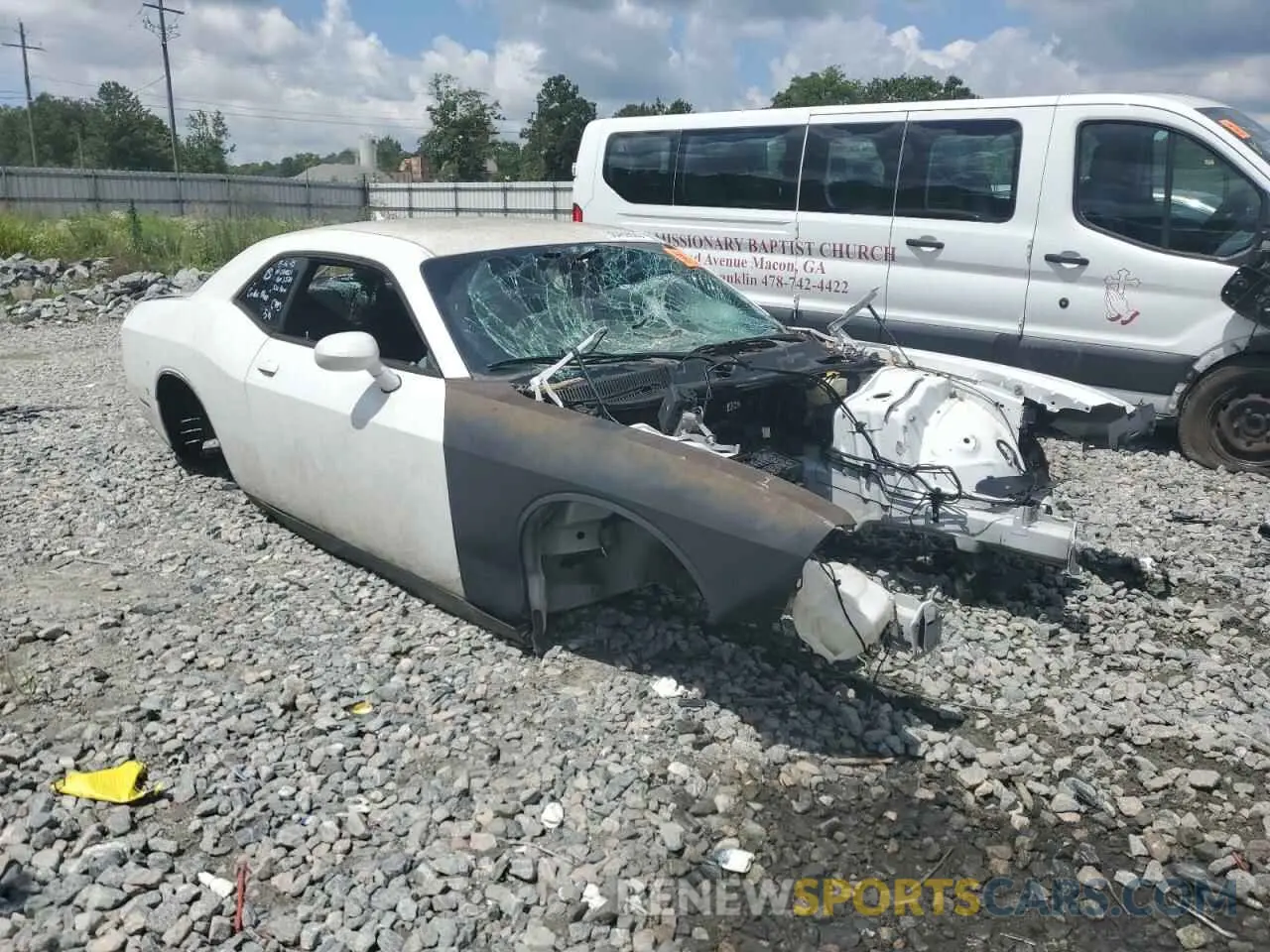 4 Photograph of a damaged car 2C3CDZC9XLH113829 DODGE CHALLENGER 2020