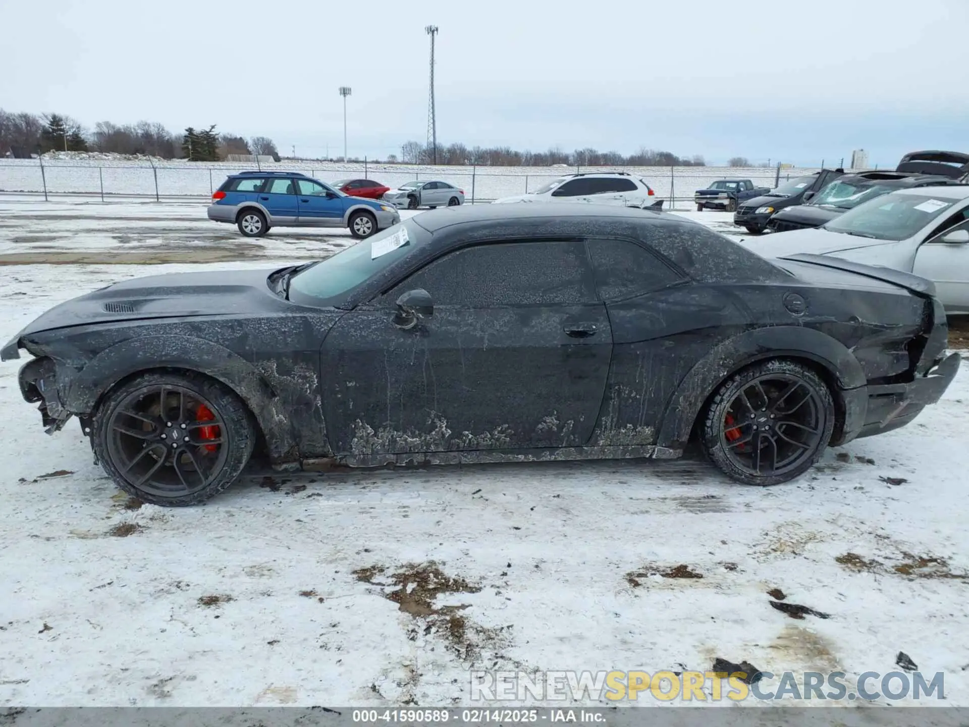 14 Photograph of a damaged car 2C3CDZFJ0LH149082 DODGE CHALLENGER 2020