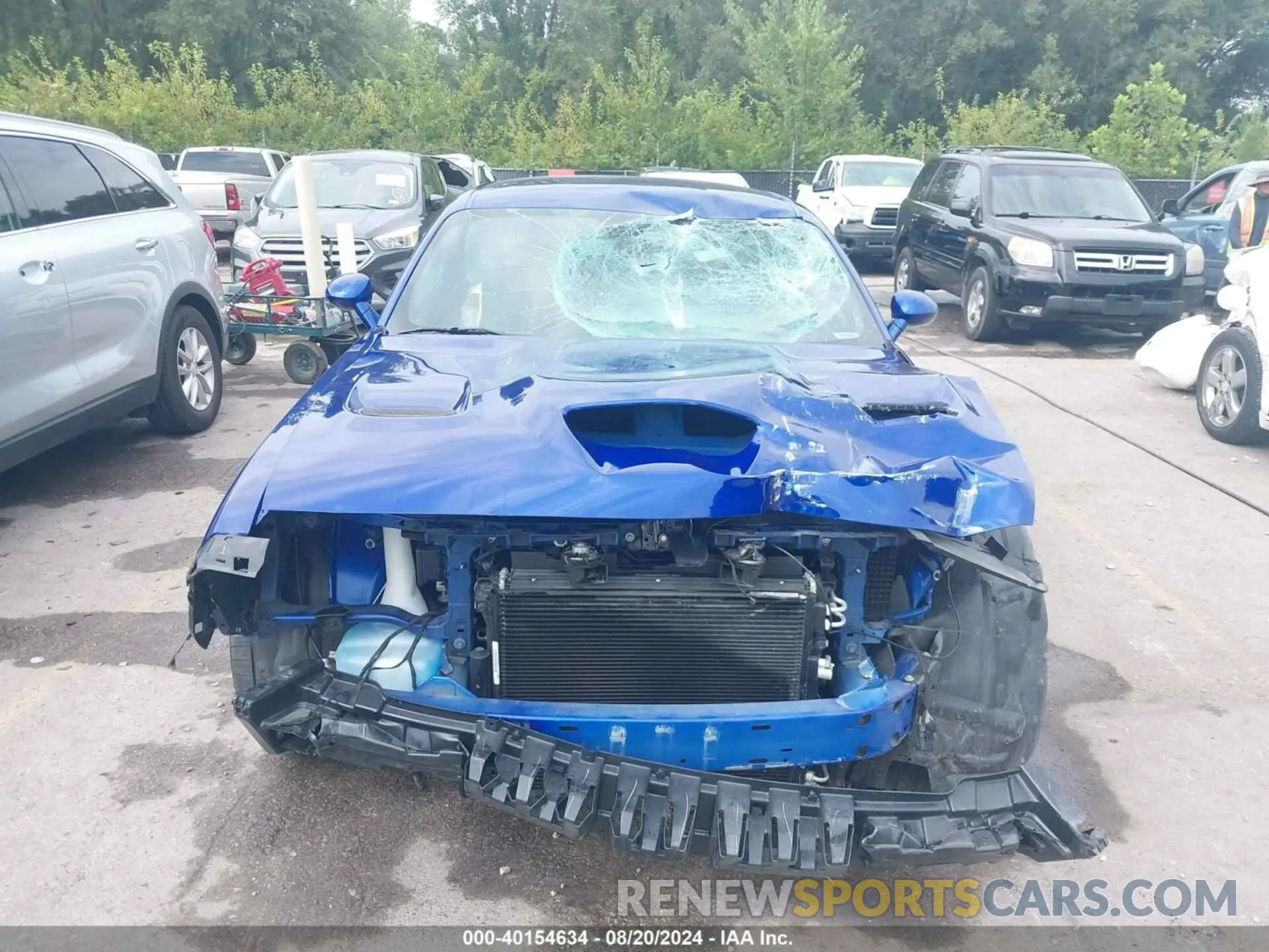 12 Photograph of a damaged car 2C3CDZFJ0LH172345 DODGE CHALLENGER 2020
