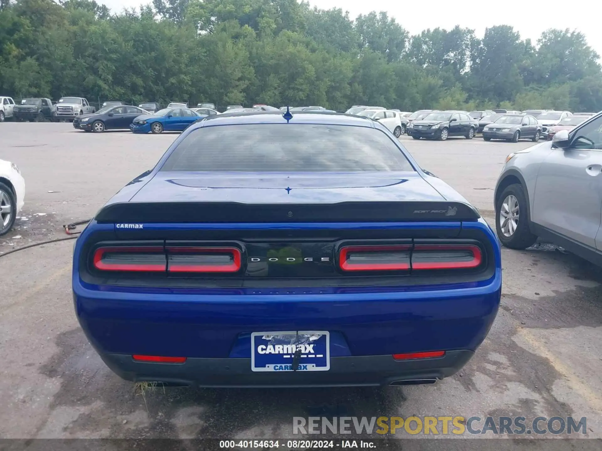 16 Photograph of a damaged car 2C3CDZFJ0LH172345 DODGE CHALLENGER 2020
