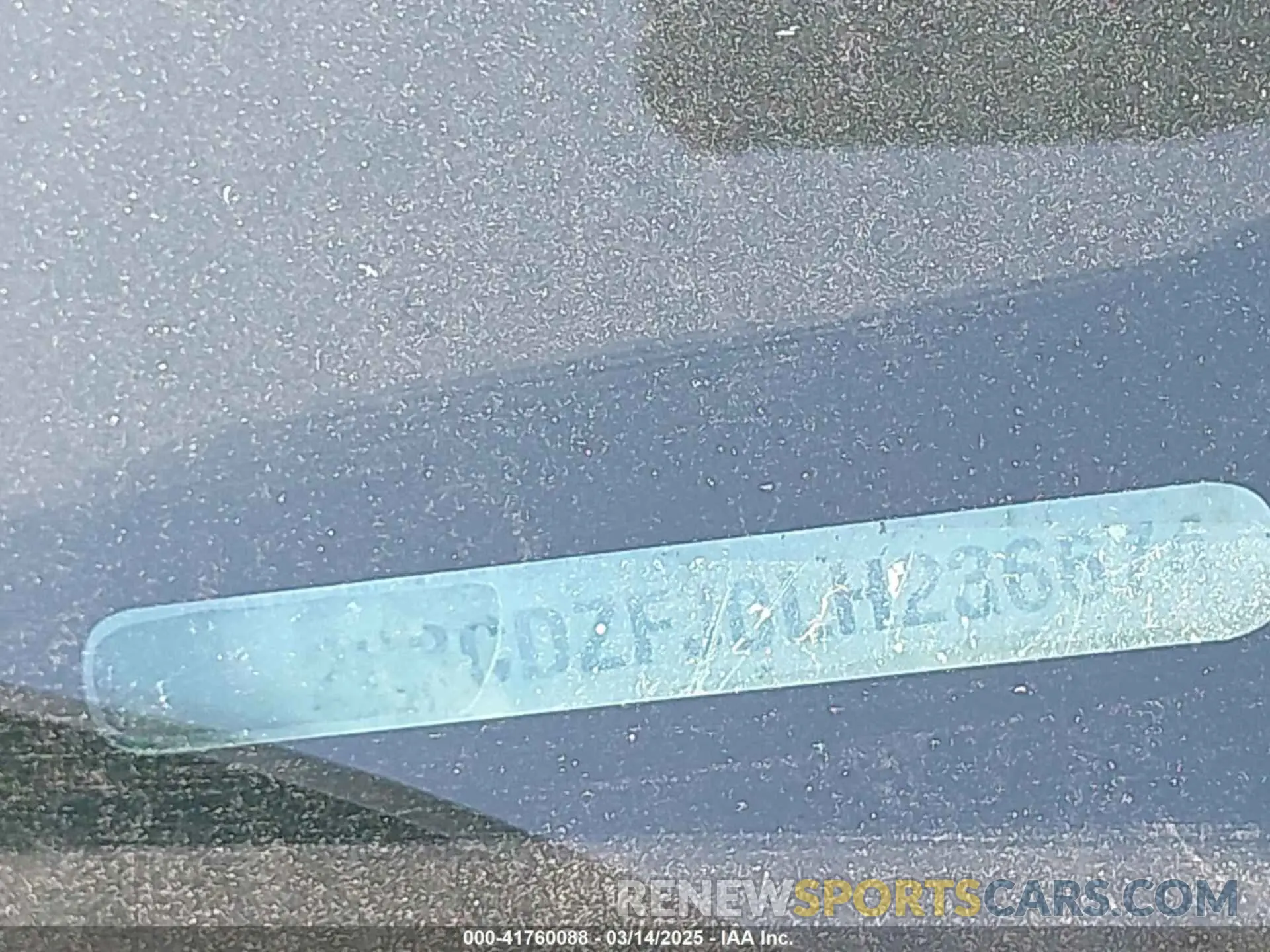 9 Photograph of a damaged car 2C3CDZFJ0LH236674 DODGE CHALLENGER 2020