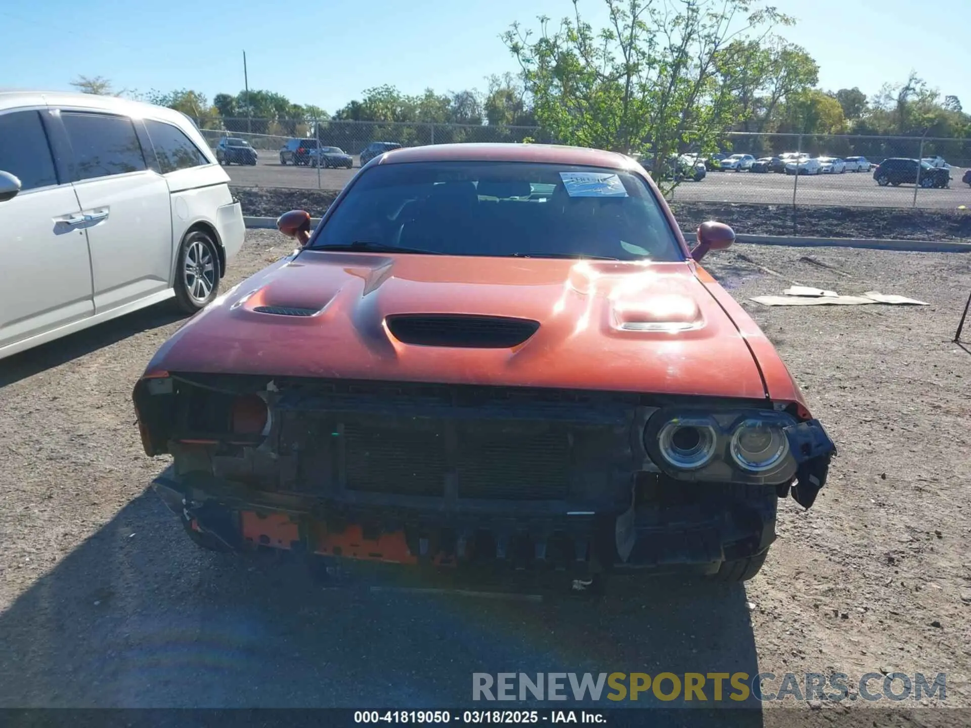 13 Photograph of a damaged car 2C3CDZFJ1LH243603 DODGE CHALLENGER 2020