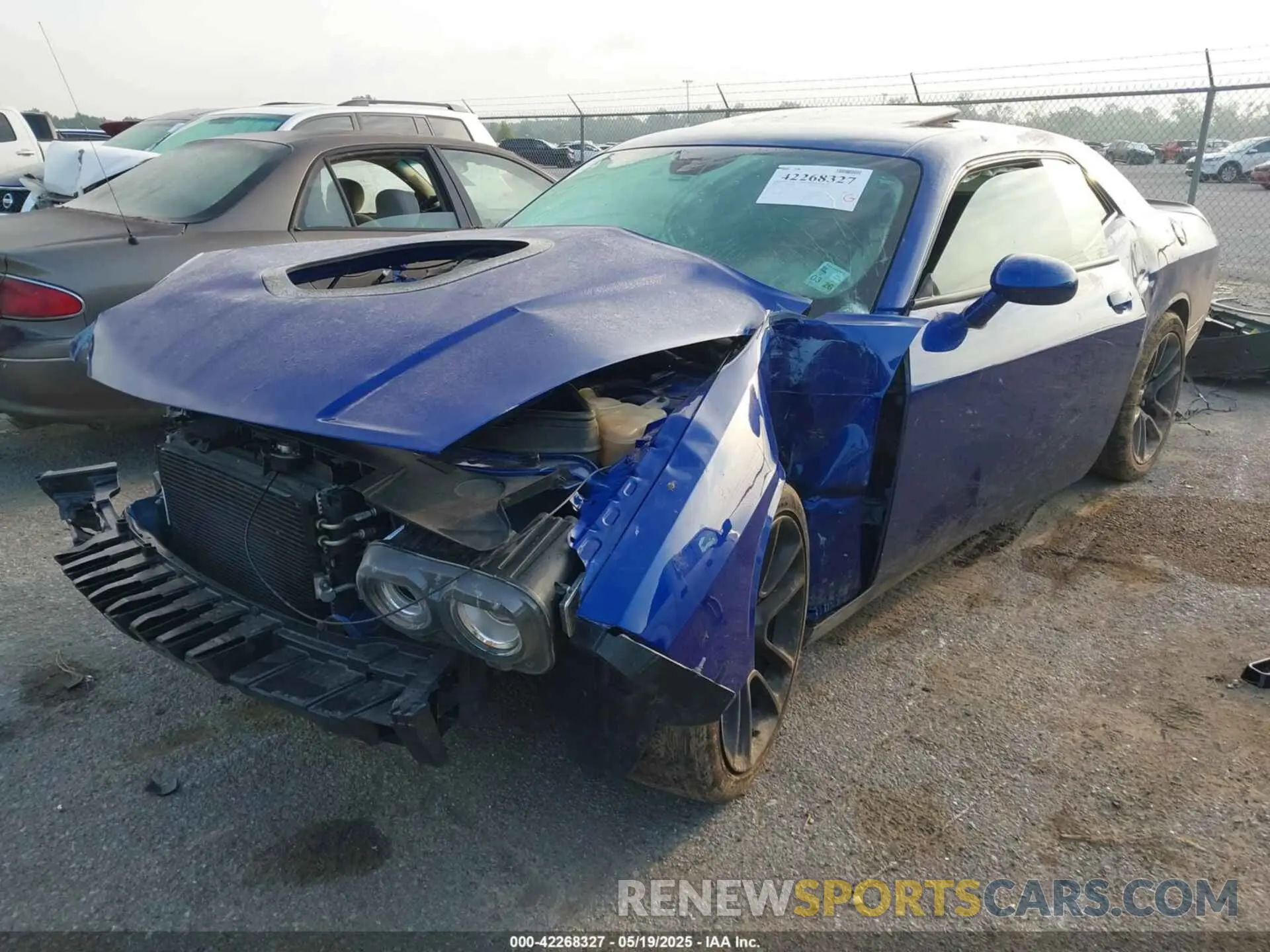 2 Photograph of a damaged car 2C3CDZFJ4LH117493 DODGE CHALLENGER 2020