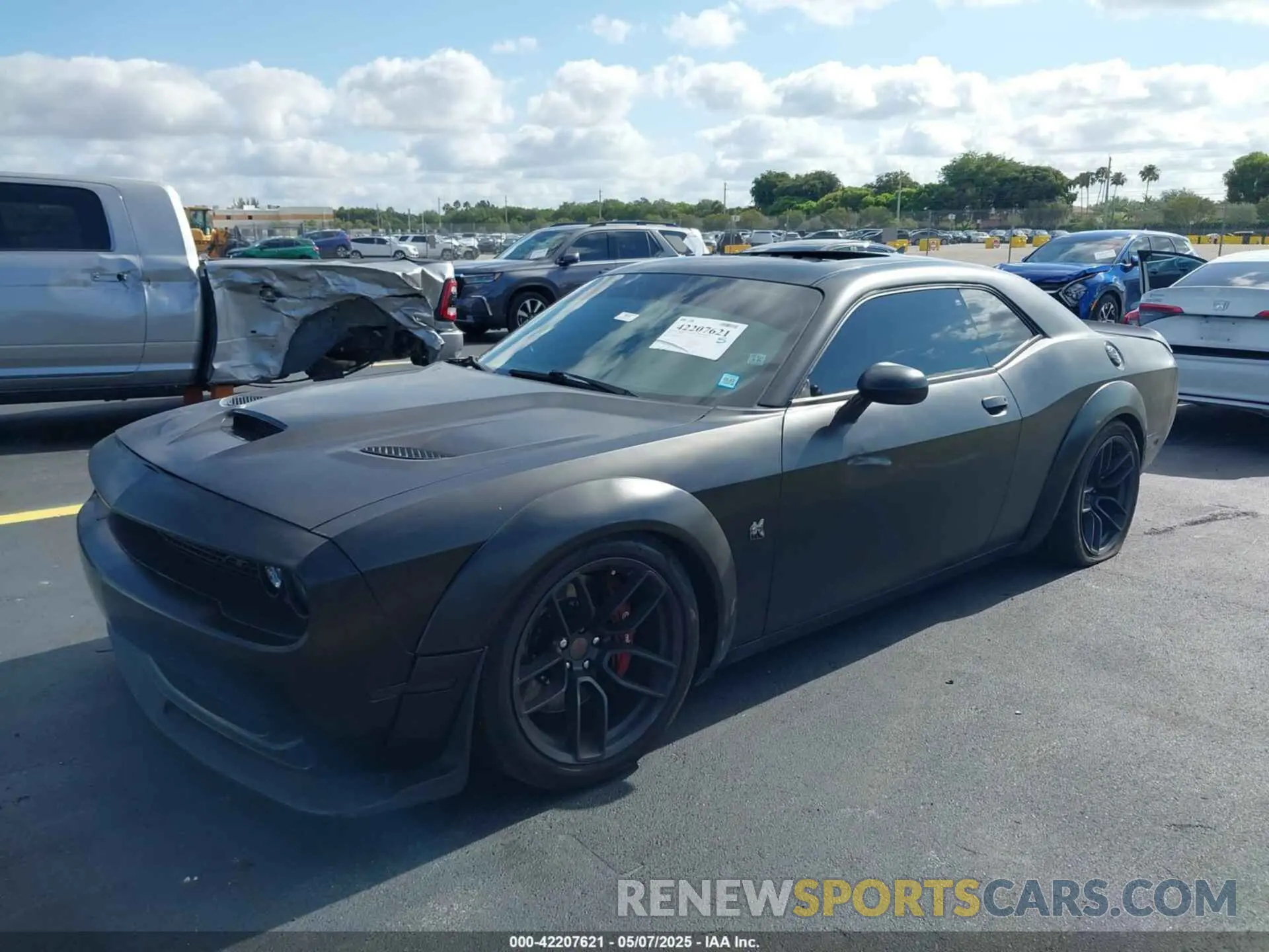 2 Photograph of a damaged car 2C3CDZFJ5LH103926 DODGE CHALLENGER 2020