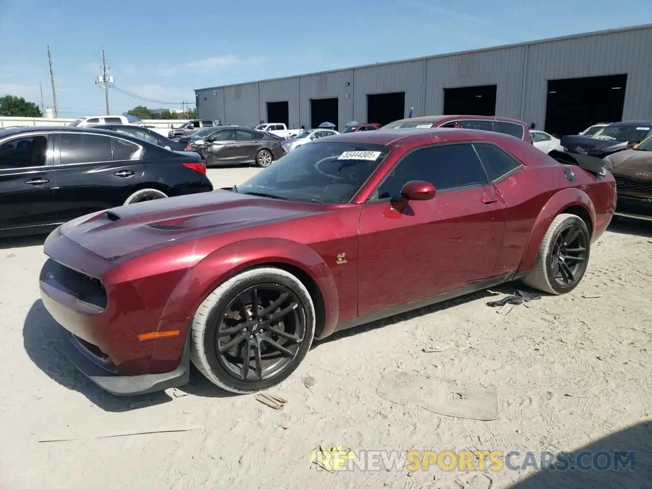 1 Photograph of a damaged car 2C3CDZFJ5LH205923 DODGE CHALLENGER 2020