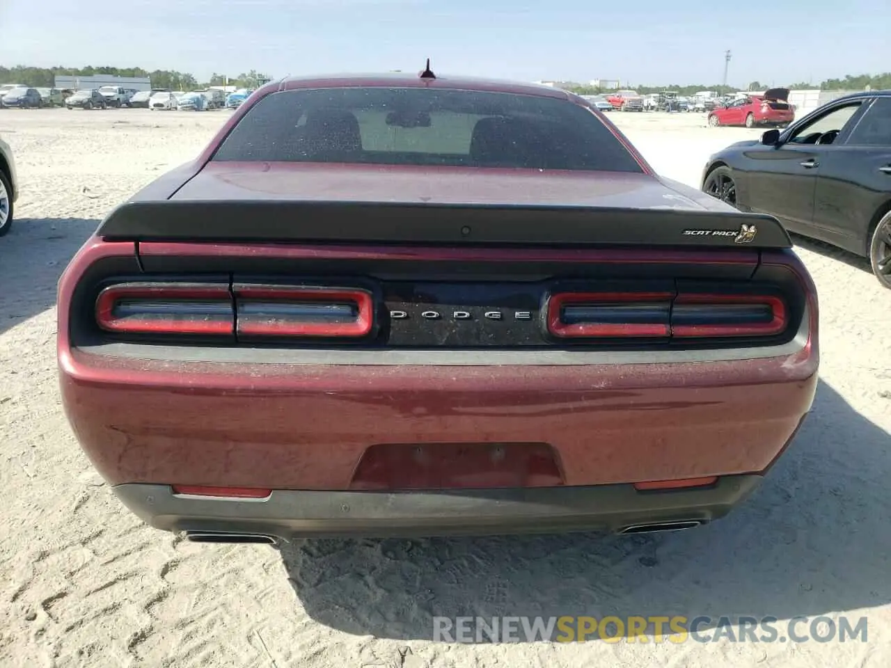 6 Photograph of a damaged car 2C3CDZFJ5LH205923 DODGE CHALLENGER 2020