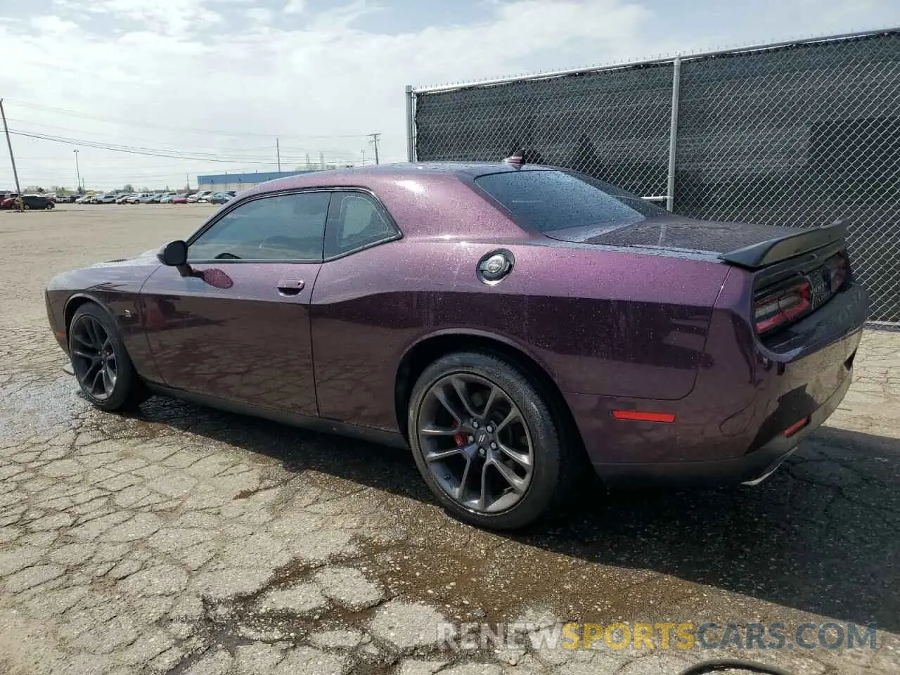 2 Photograph of a damaged car 2C3CDZFJ6LH181809 DODGE CHALLENGER 2020