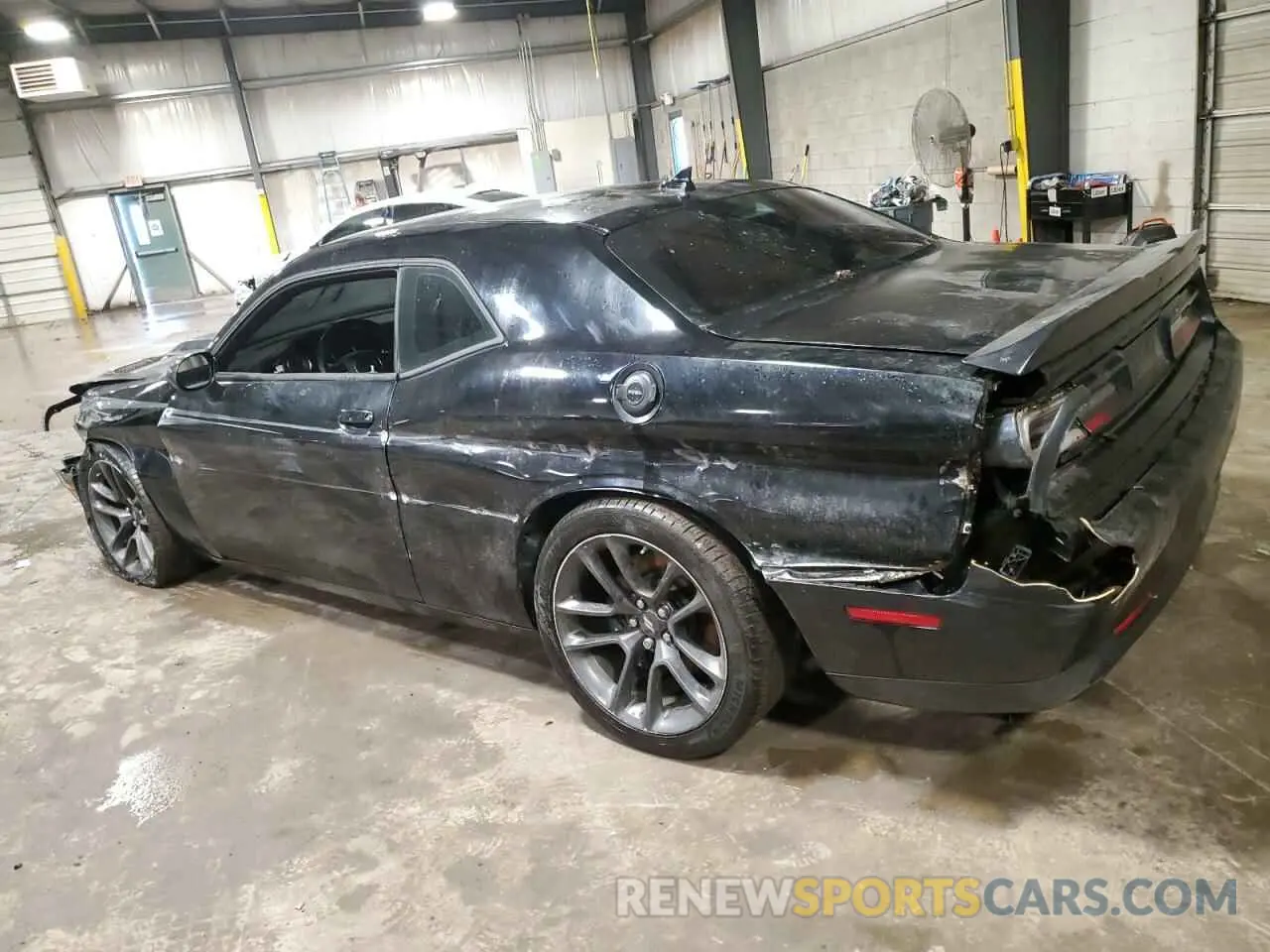 2 Photograph of a damaged car 2C3CDZFJ6LH206689 DODGE CHALLENGER 2020