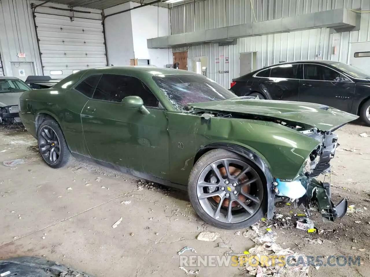 4 Photograph of a damaged car 2C3CDZFJ6LH236677 DODGE CHALLENGER 2020