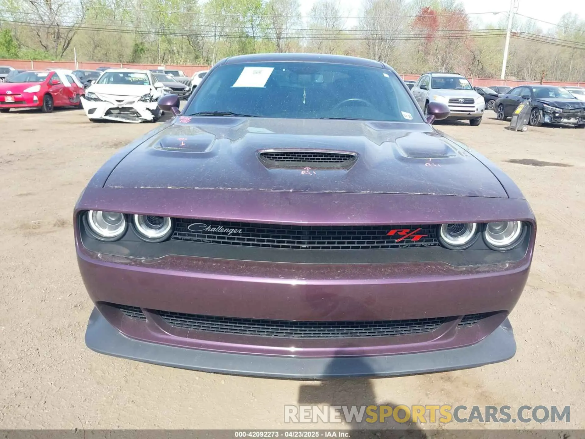 12 Photograph of a damaged car 2C3CDZFJ8LH222764 DODGE CHALLENGER 2020