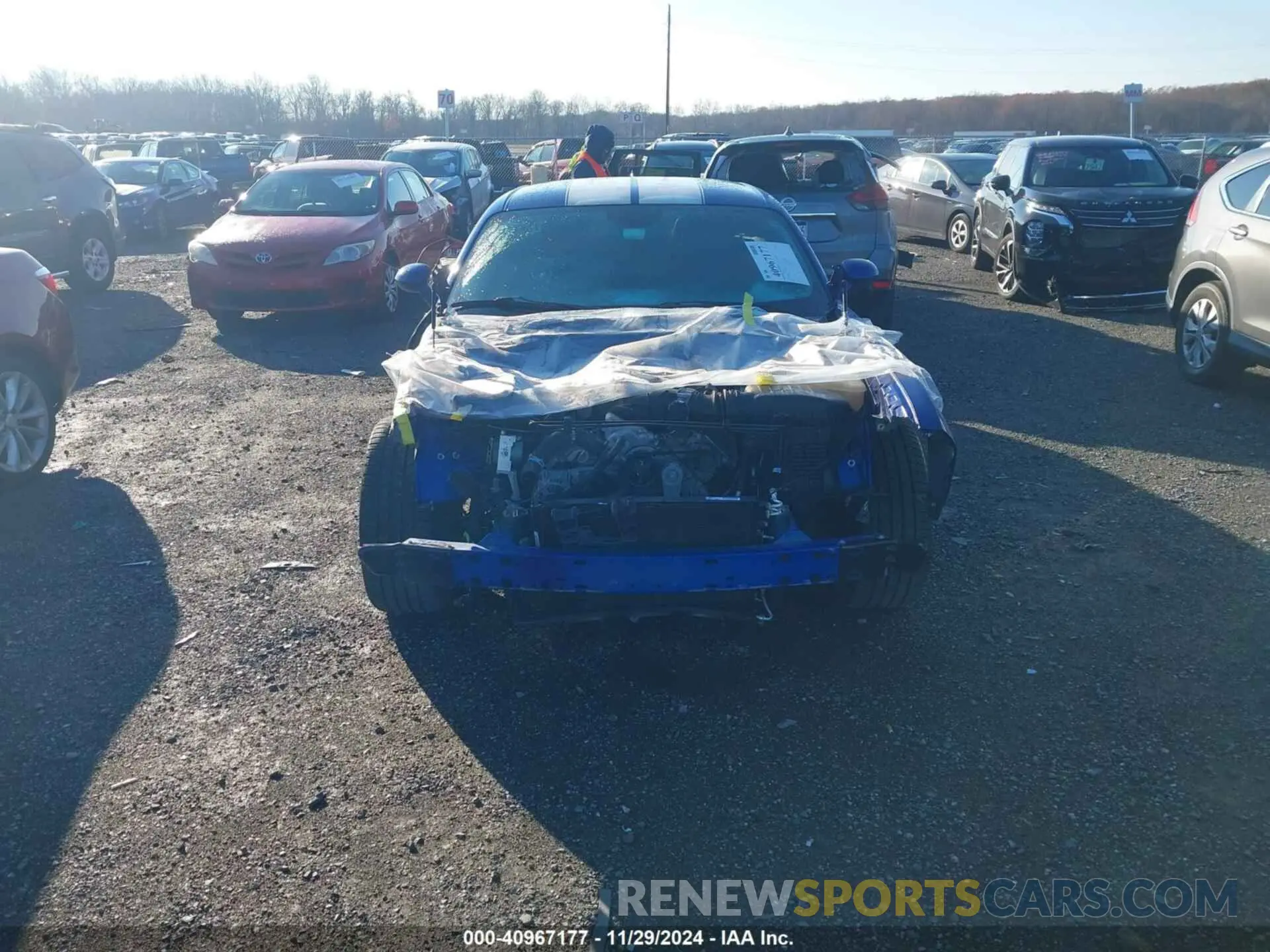 12 Photograph of a damaged car 2C3CDZFJ8LH235790 DODGE CHALLENGER 2020
